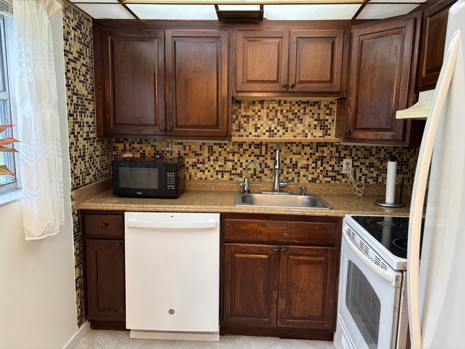 345 Brittany H, Delray Beach, FL 33446 — photo 9 of 28