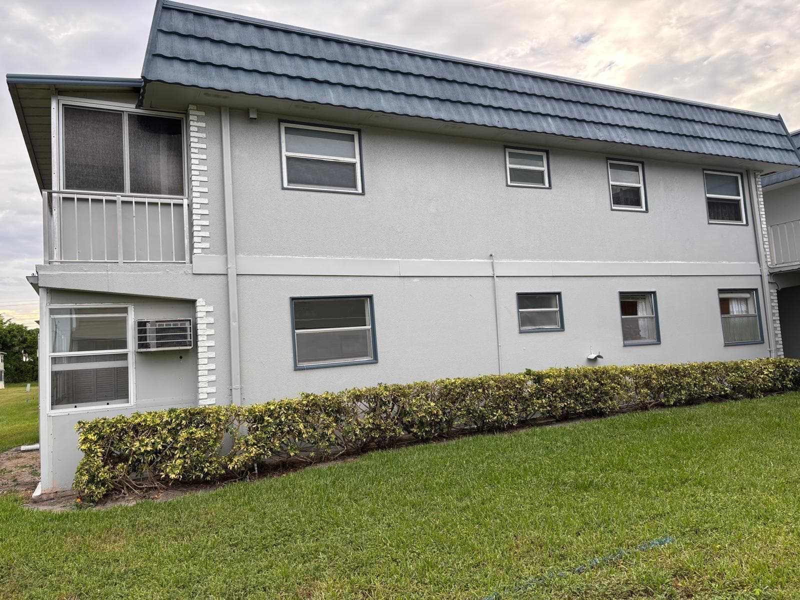 345 Brittany H, Delray Beach, FL 33446 — photo 1 of 28