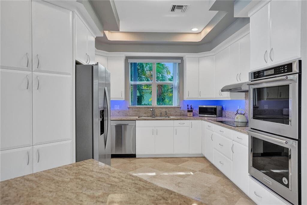 1033 Brooks Lane, Delray Beach, FL 33483 — photo 8 of 20