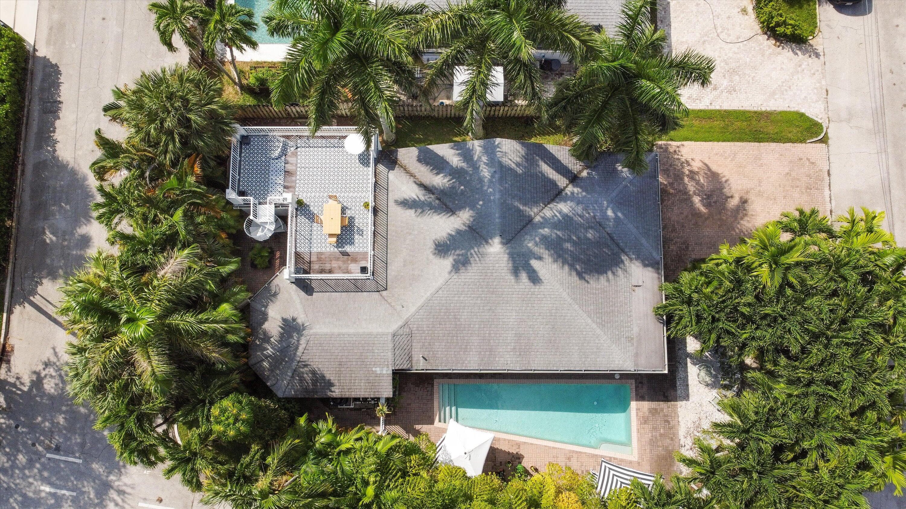 202 32nd Street, West Palm Beach, FL 33407 — photo 4 of 44