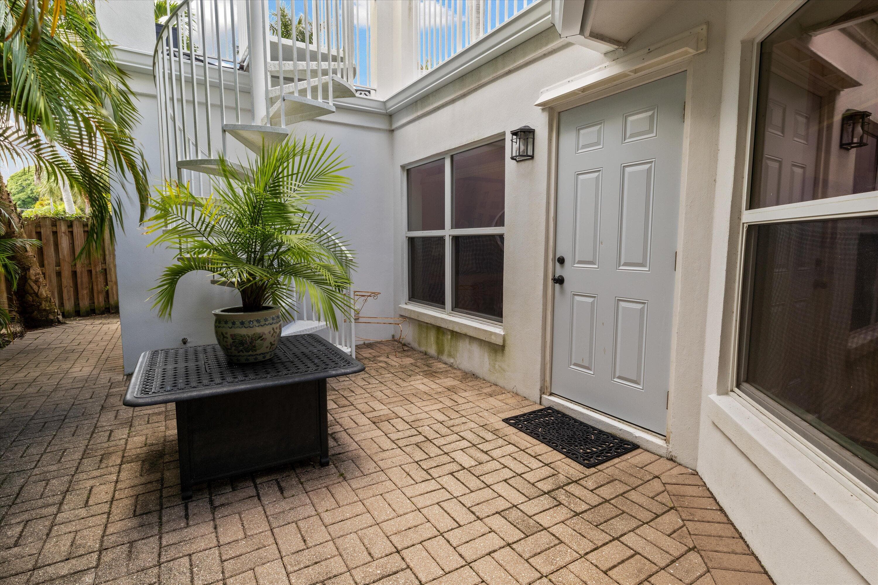 202 32nd Street, West Palm Beach, FL 33407 — photo 8 of 44