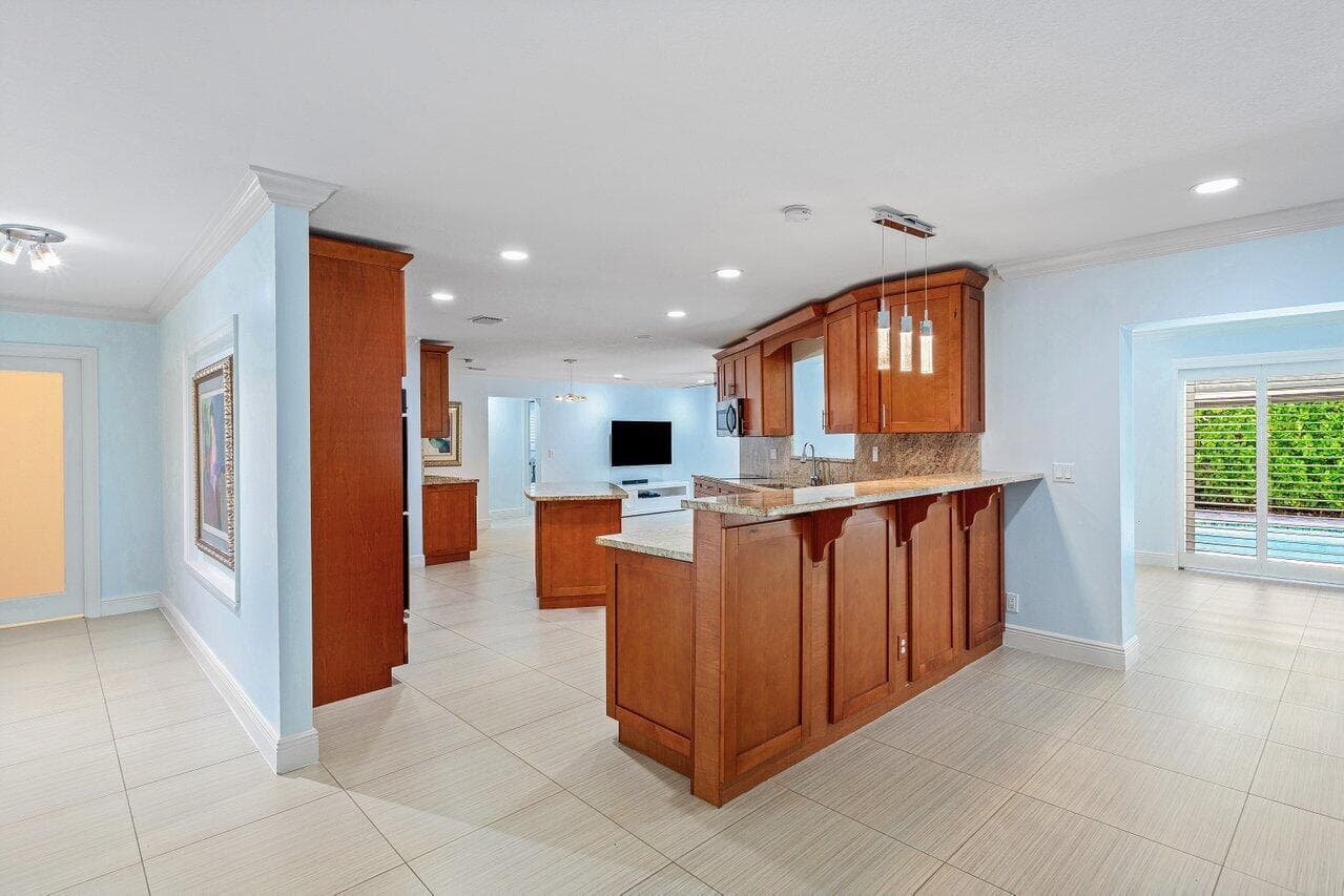 701 Buoy Road, North Palm Beach, FL 33408 — photo 10 of 63