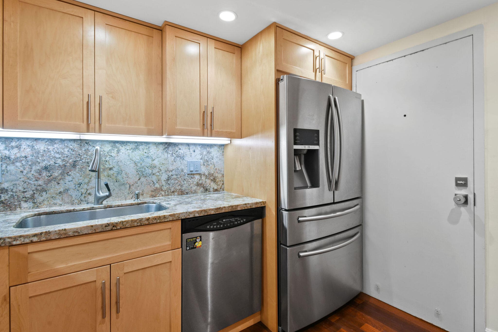 226 Brazilian Avenue 2 D, Palm Beach, FL 33480 — photo 13 of 32