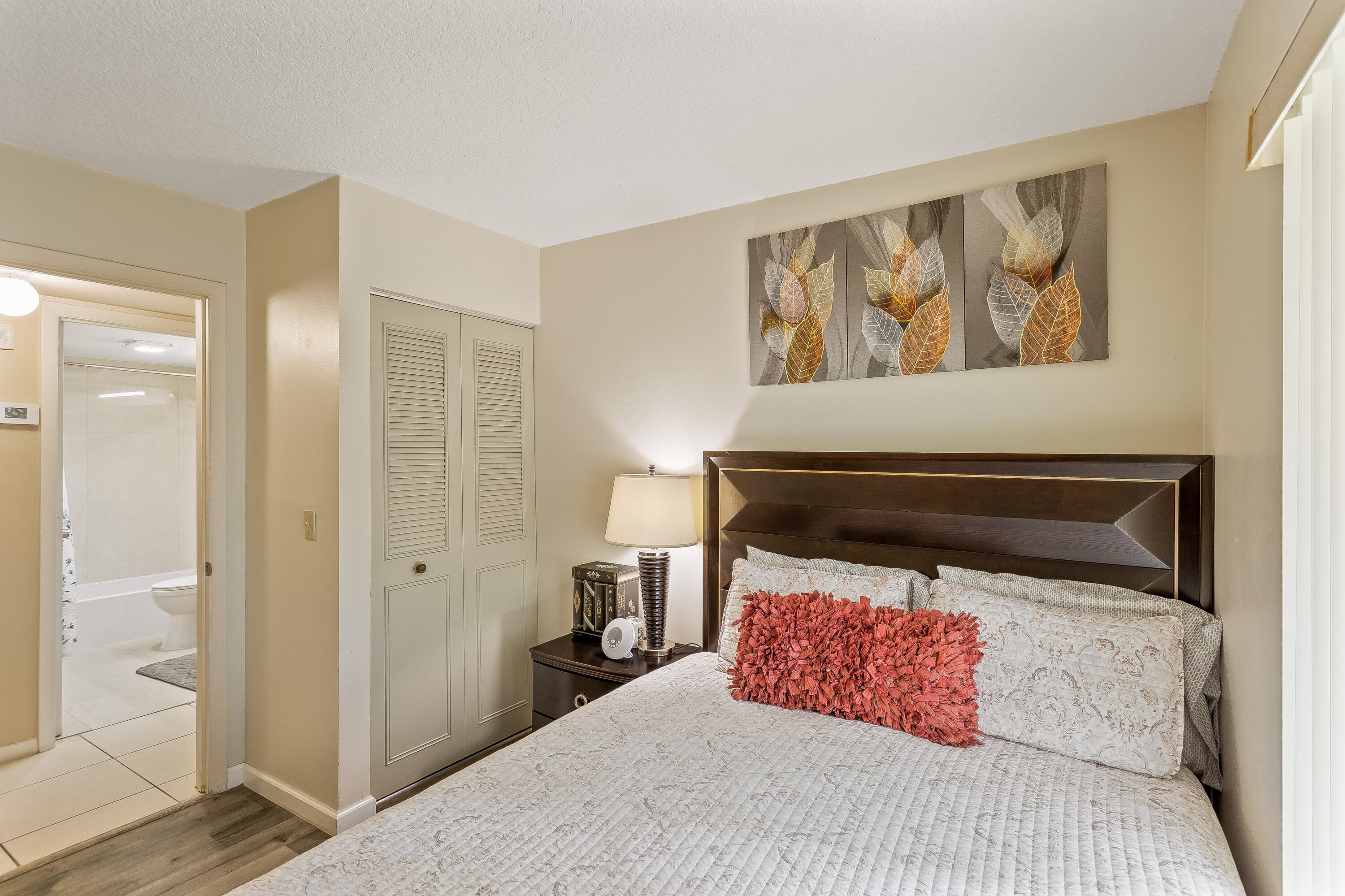 1102 Green Pine Boulevard H1, West Palm Beach, FL 33409 — photo 17 of 21