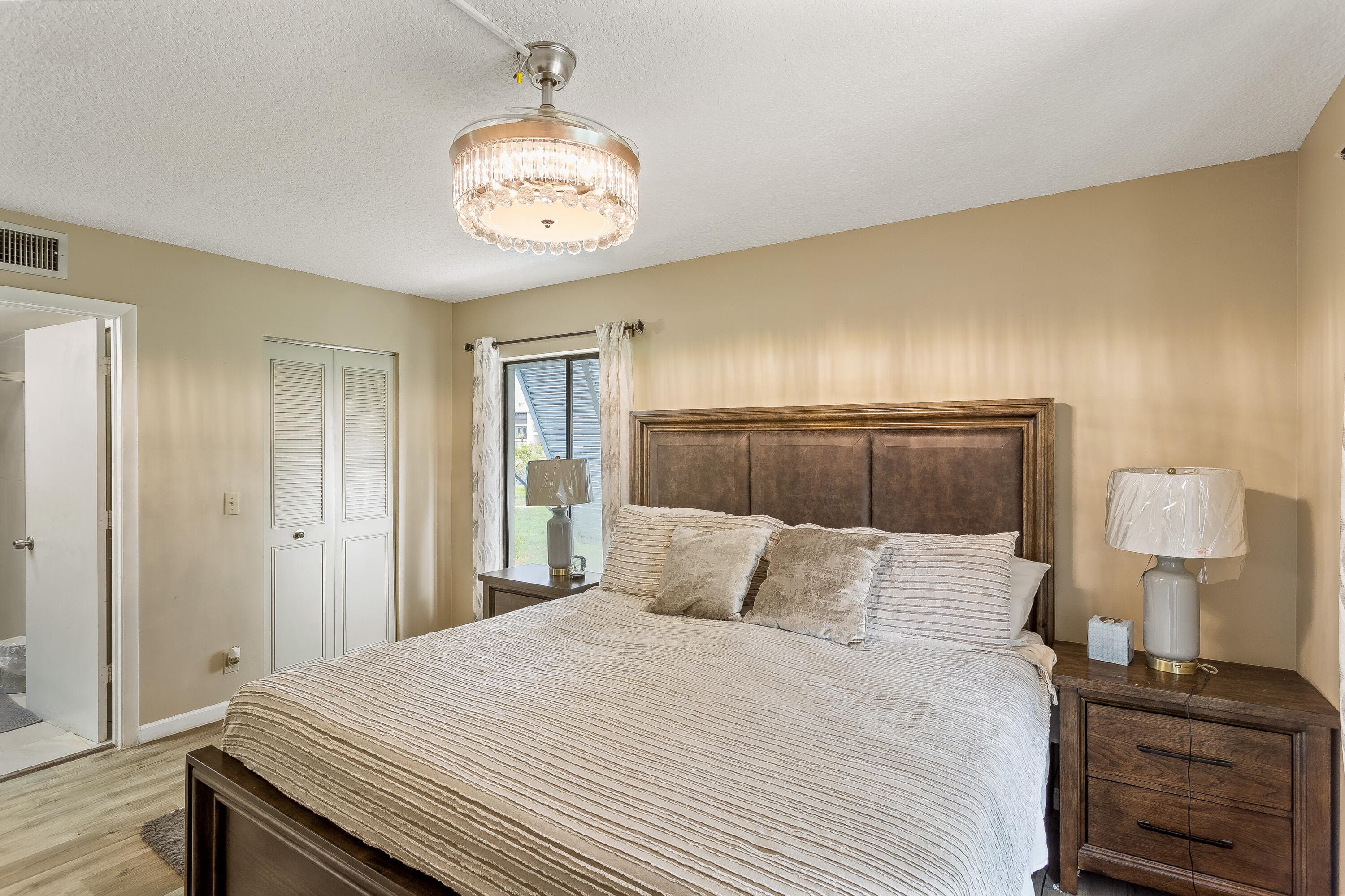 1102 Green Pine Boulevard H1, West Palm Beach, FL 33409 — photo 13 of 21