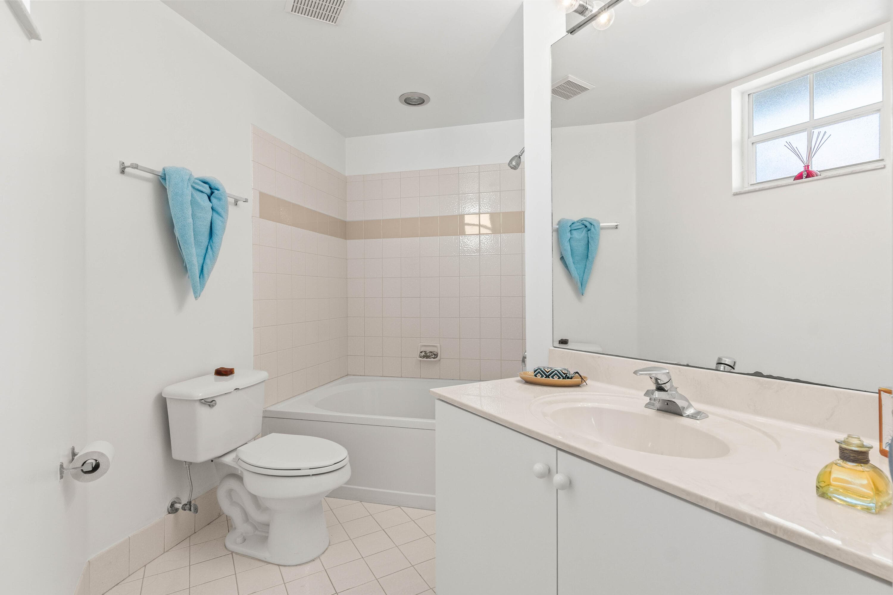 1951 Brandywine Road 207, West Palm Beach, FL 33409 — photo 14 of 46
