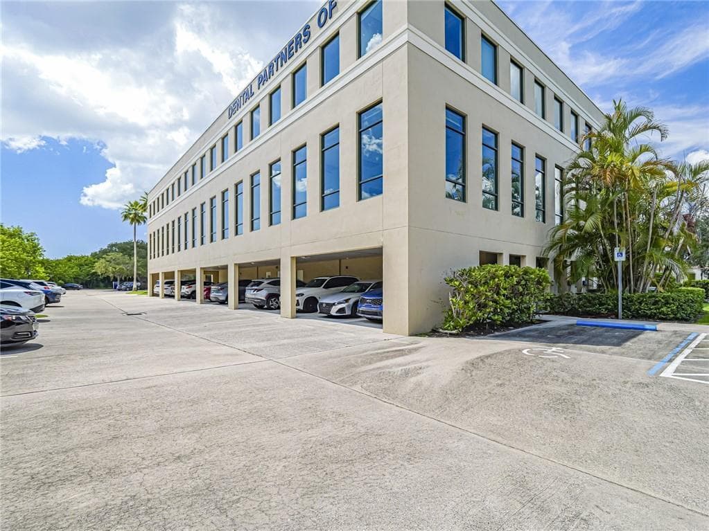 3755 7th Terrace 303 Suite B, Vero Beach, FL 32960 — photo 23 of 25