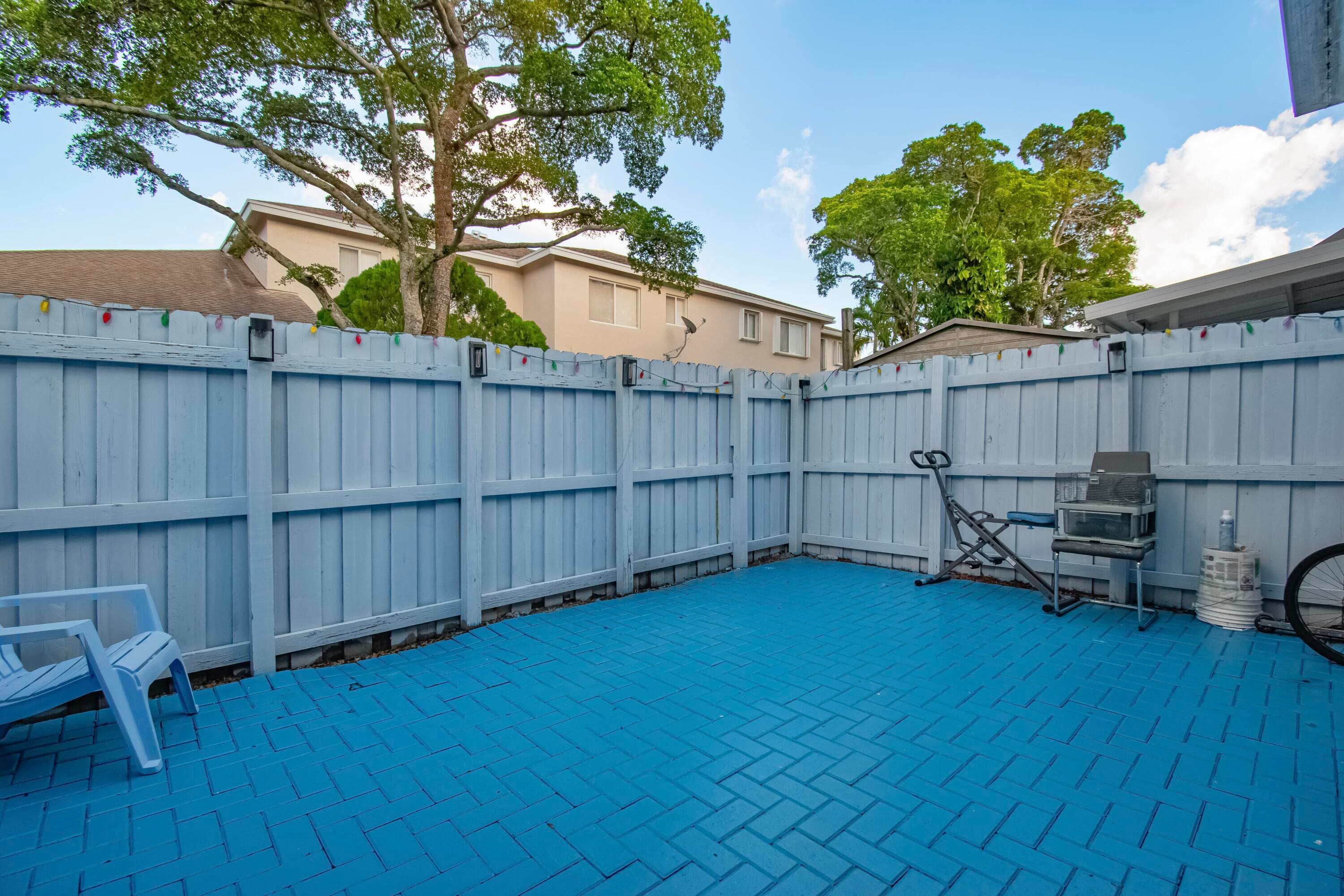819 NW 42 Place 819, Deerfield Beach, FL 33064 — photo 17 of 21