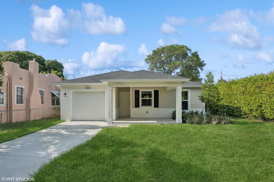636 35th Street, West Palm Beach, FL 33407 — photo 2 of 16