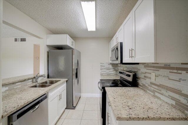 1104 Meadows Circle, Boynton Beach, FL 33436 — photo 12 of 27