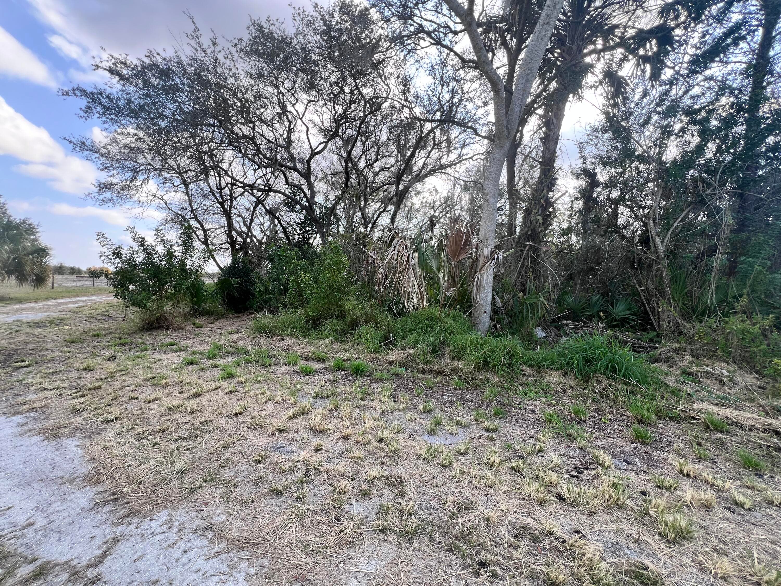 4108 Sebring Lakes Boulevard, Sebring, FL 33875 — photo 2 of 6