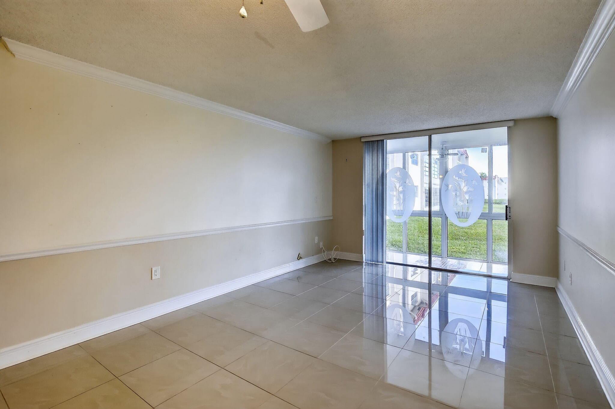 2951 Sunrise Lakes Drive E 107, Sunrise, FL 33322 — photo 8 of 43