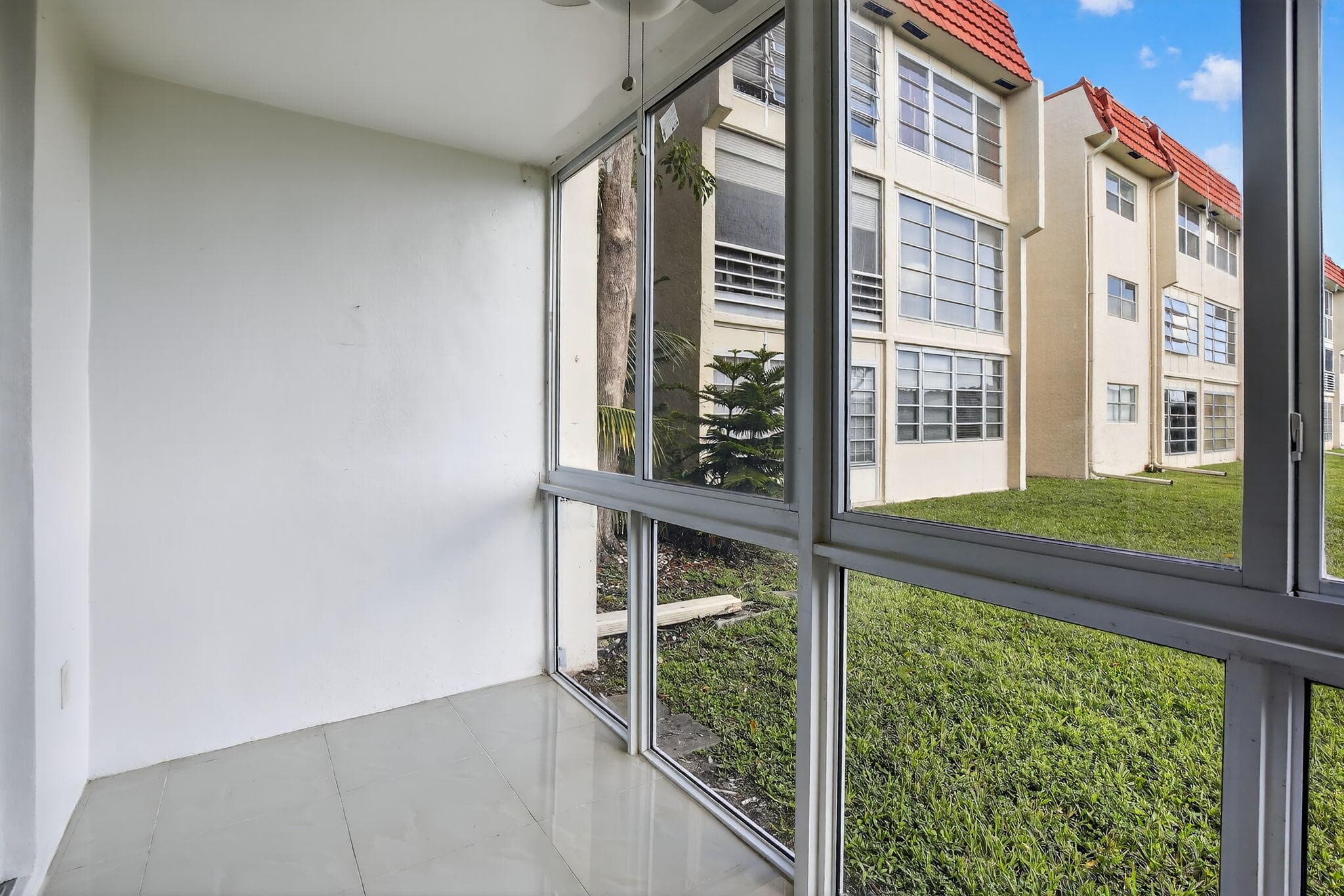 2951 Sunrise Lakes Drive E 107, Sunrise, FL 33322 — photo 13 of 43
