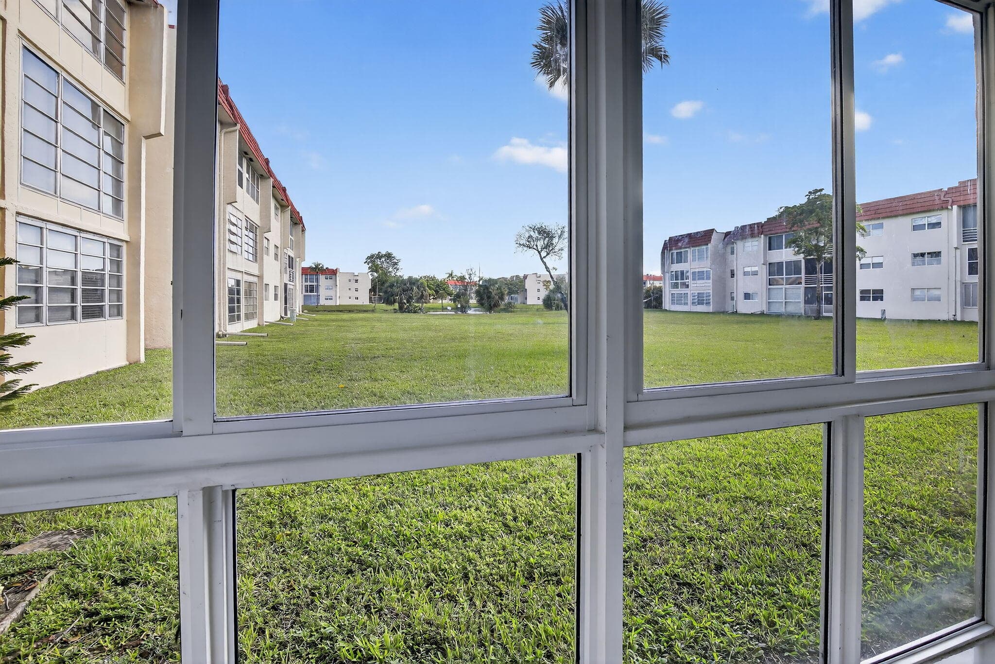 2951 Sunrise Lakes Drive E 107, Sunrise, FL 33322 — photo 11 of 43