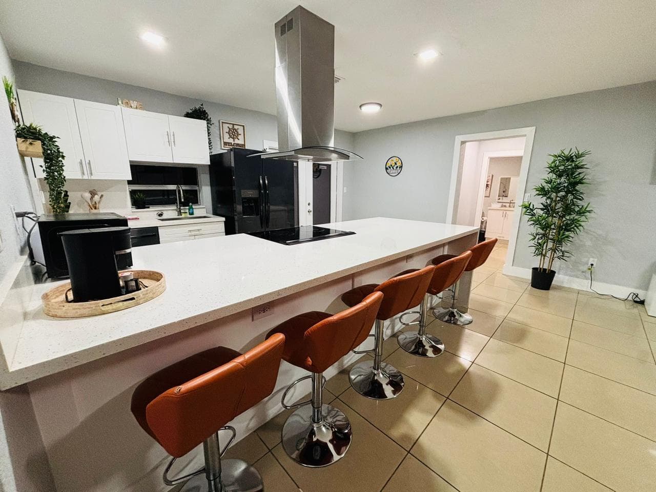 2010 NE 1st Avenue, Pompano Beach, FL 33060 — photo 3 of 34