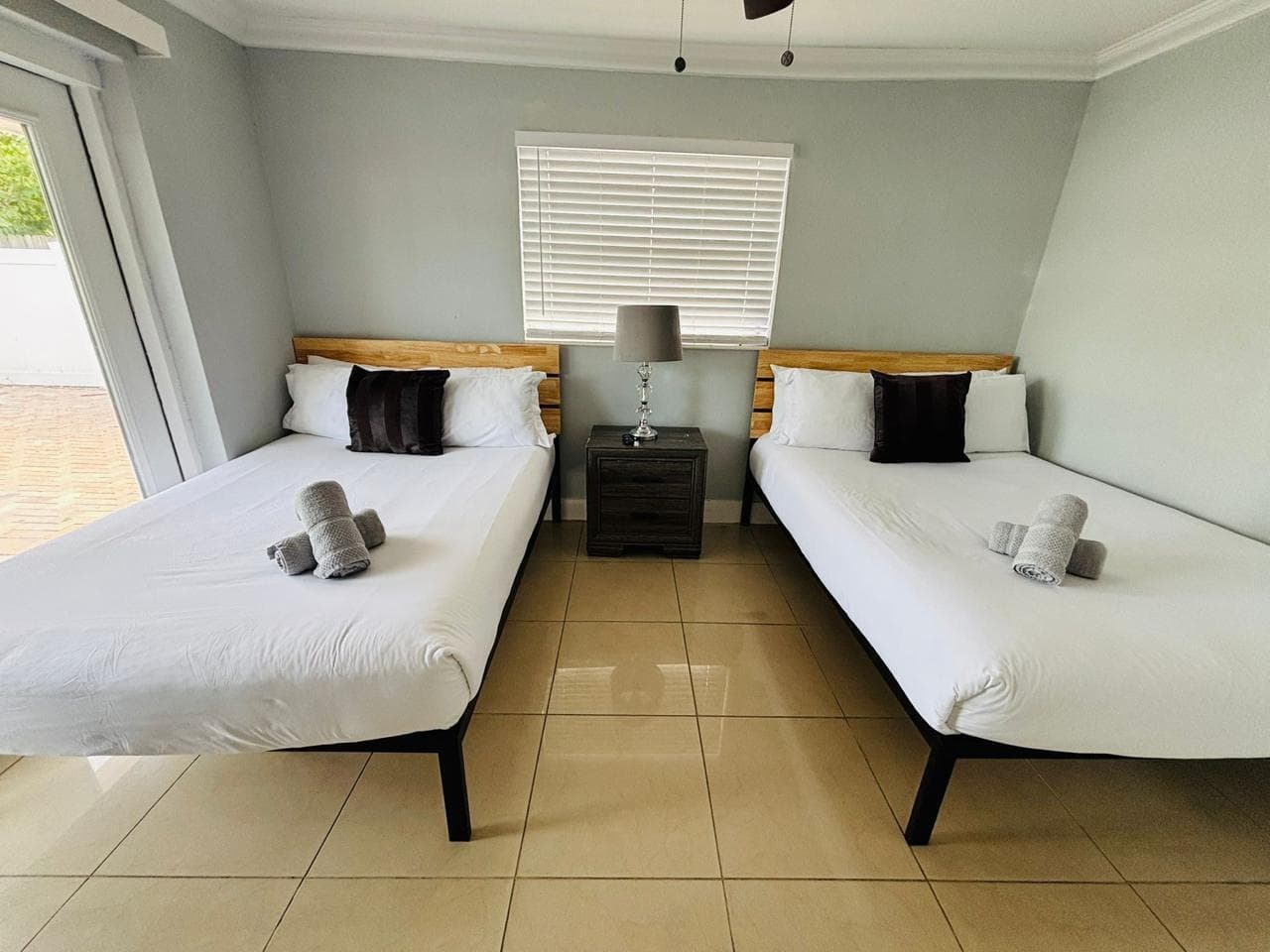 2010 NE 1st Avenue, Pompano Beach, FL 33060 — photo 26 of 34