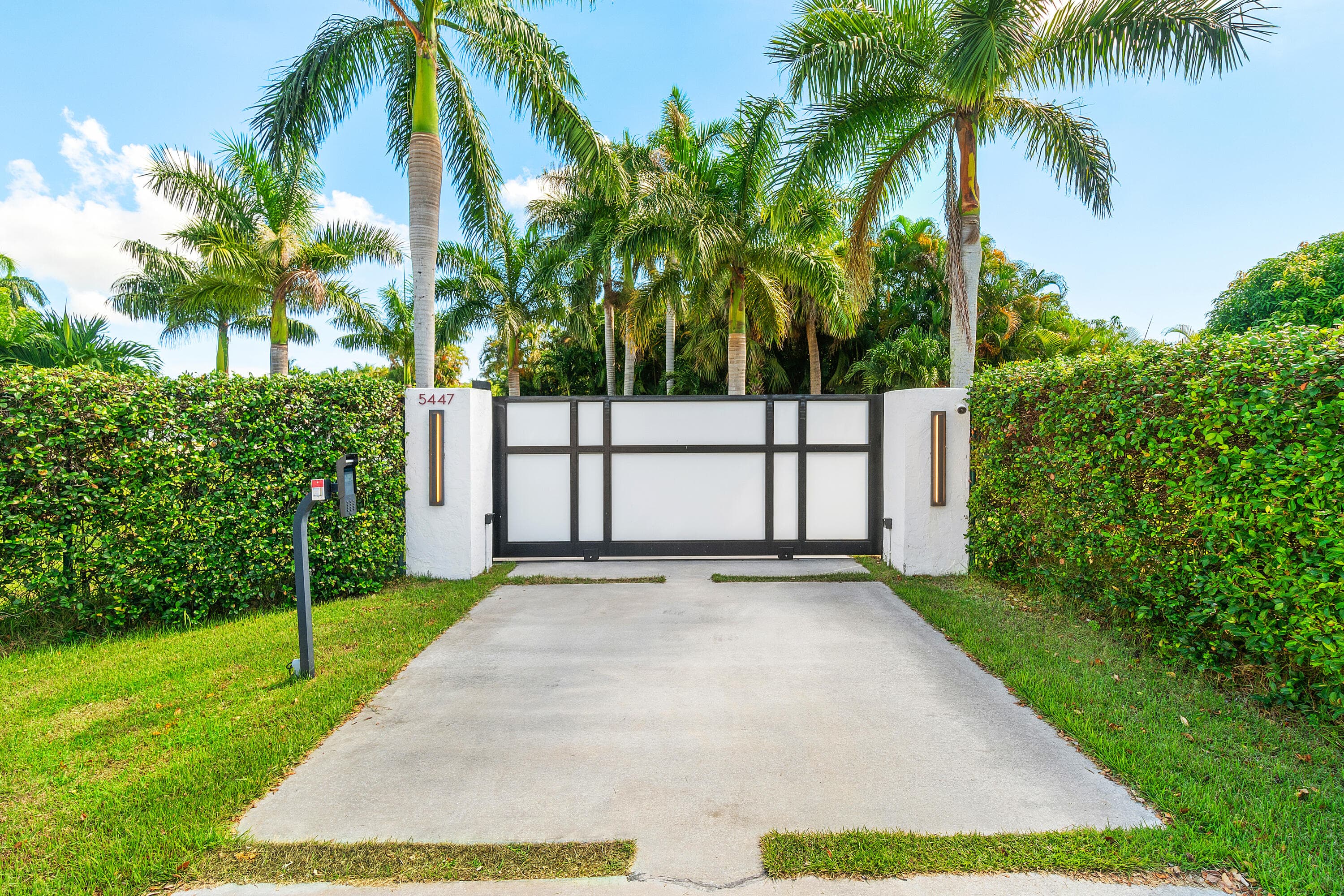 5447 Center Street, Jupiter, FL 33458 — photo 1 of 60