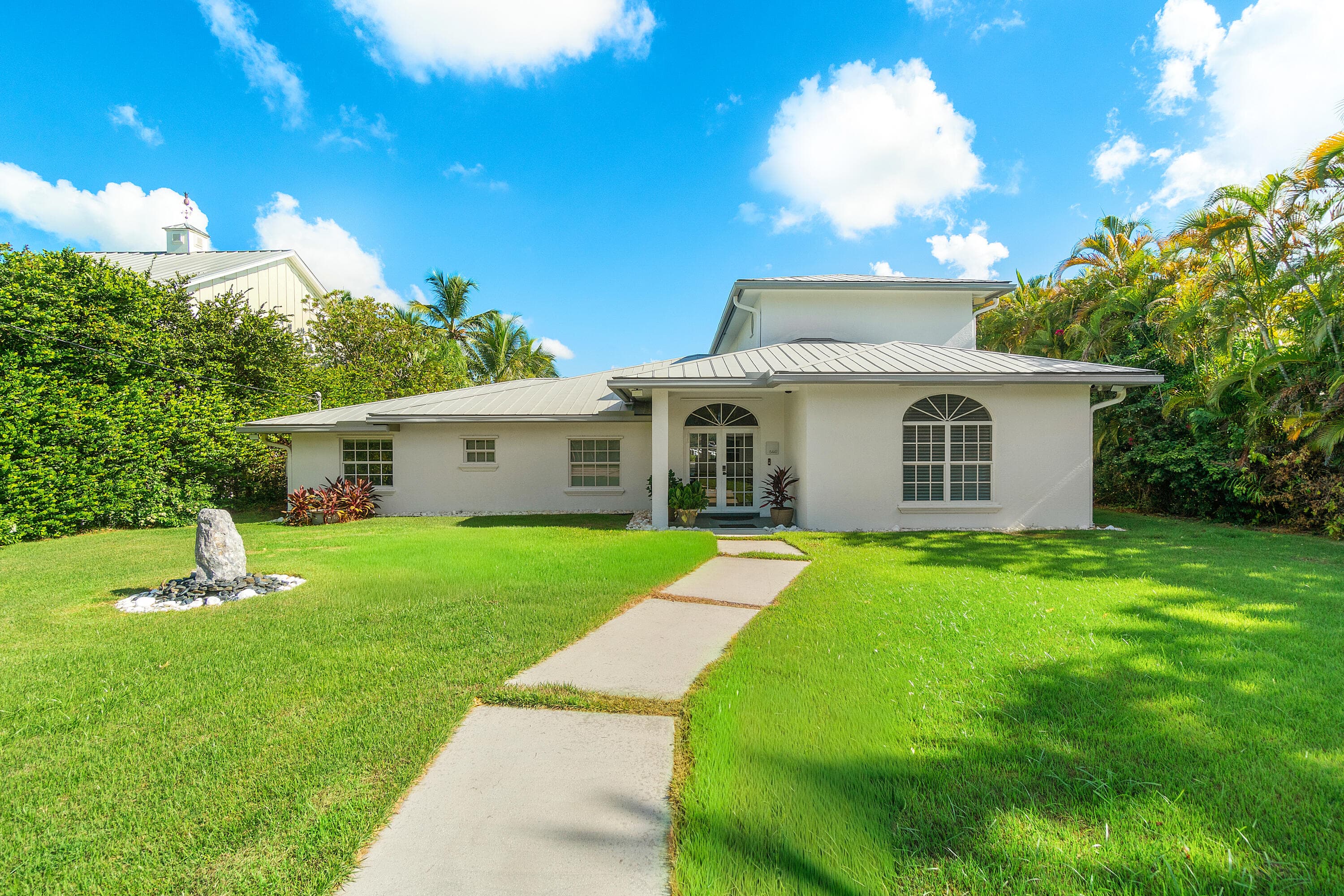5447 Center Street, Jupiter, FL 33458 — photo 4 of 60