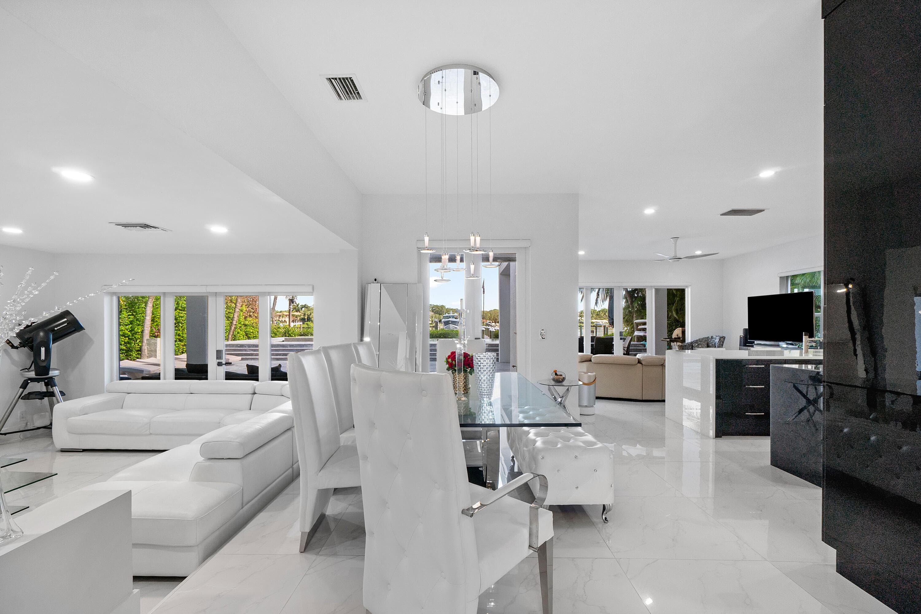 5447 Center Street, Jupiter, FL 33458 — photo 10 of 60