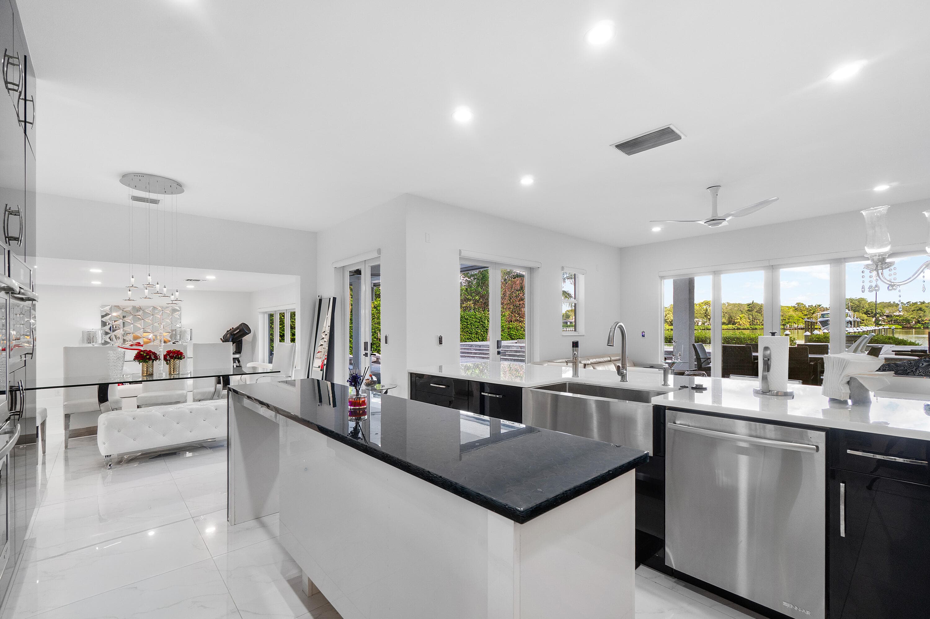 5447 Center Street, Jupiter, FL 33458 — photo 13 of 60
