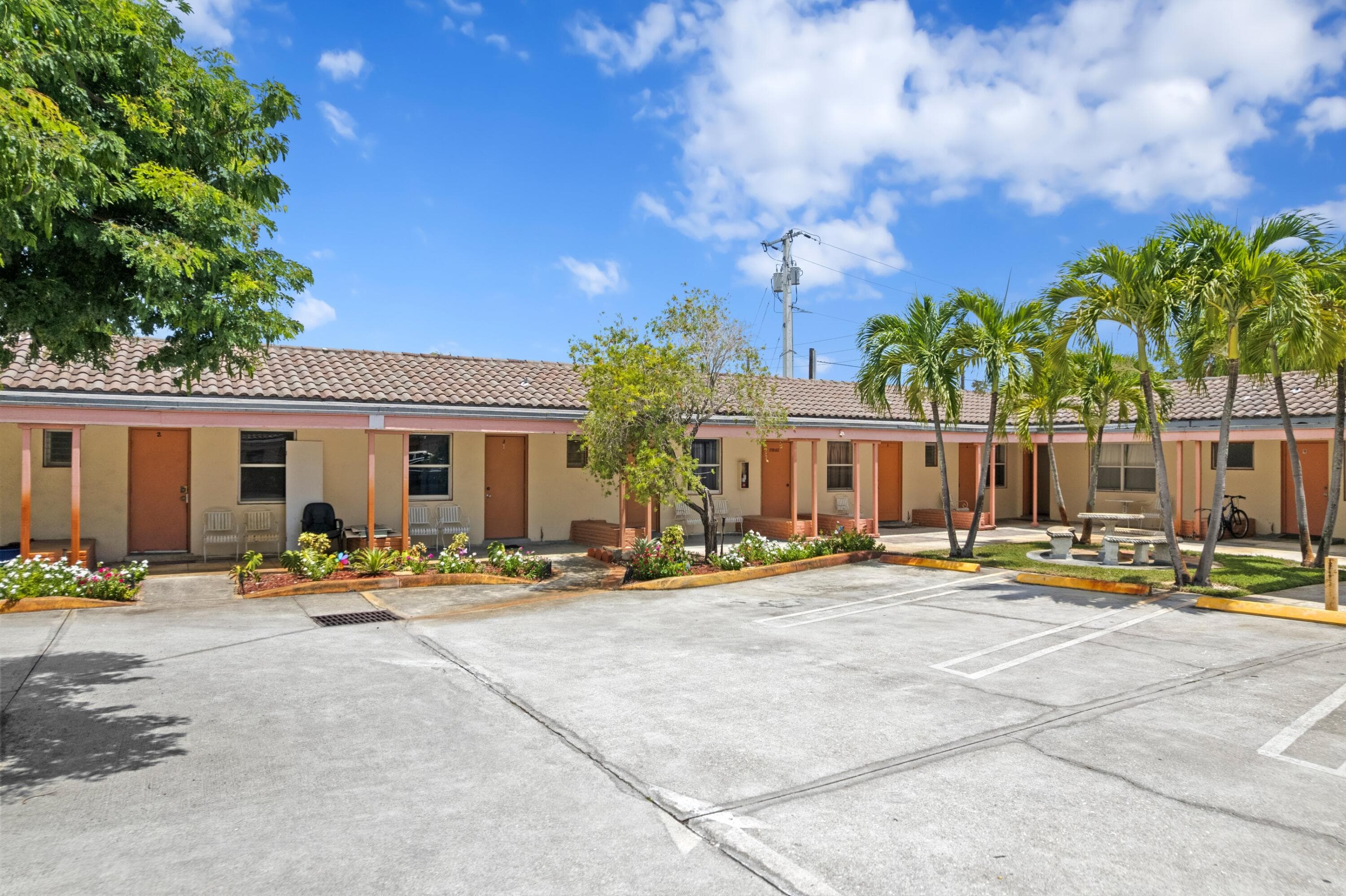 7800 S Dixie Highway, West Palm Beach, FL 33405 — photo 3 of 10