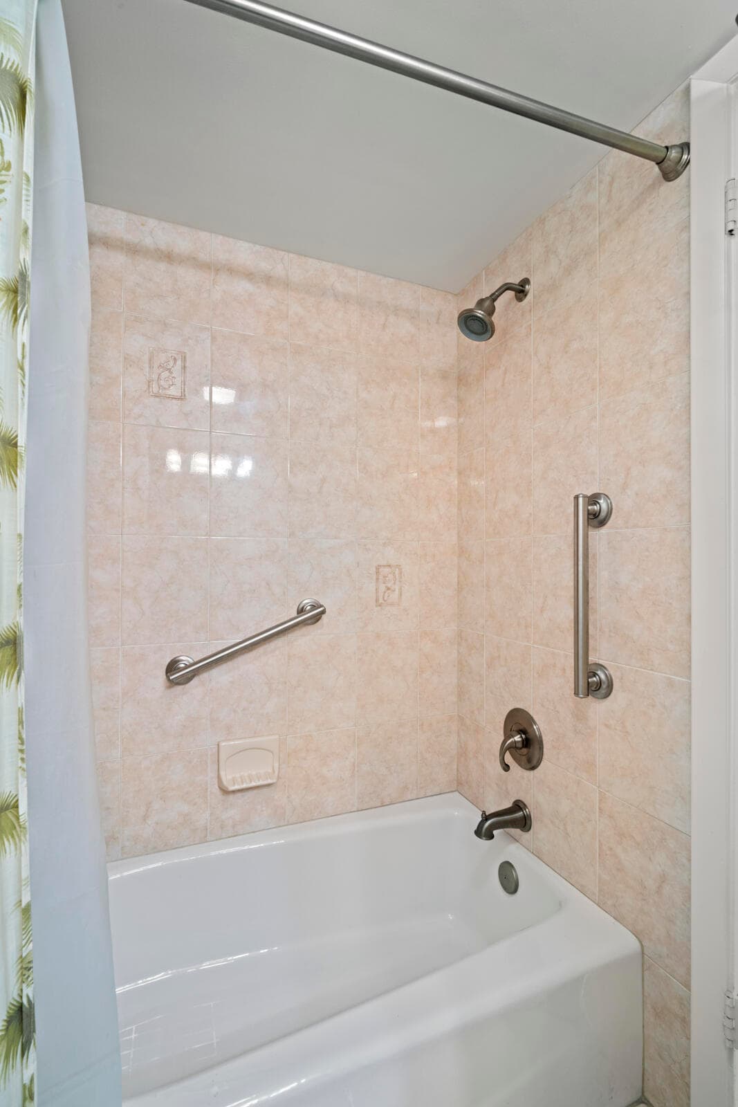200 E Royal Palm Road 2110, Boca Raton, FL 33432 — photo 23 of 36
