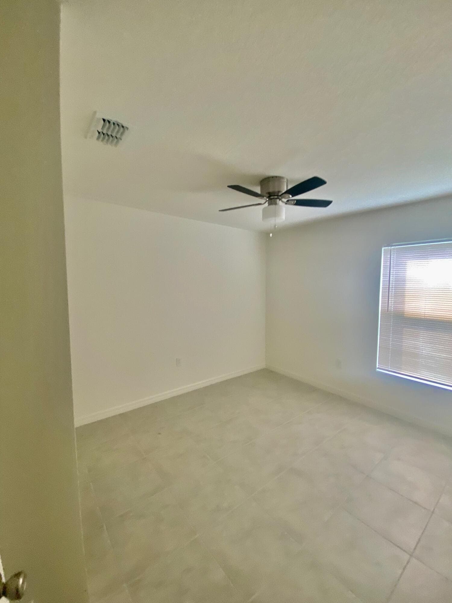 2460 Begonia Street, Mascotte, FL 34753 — photo 10 of 14