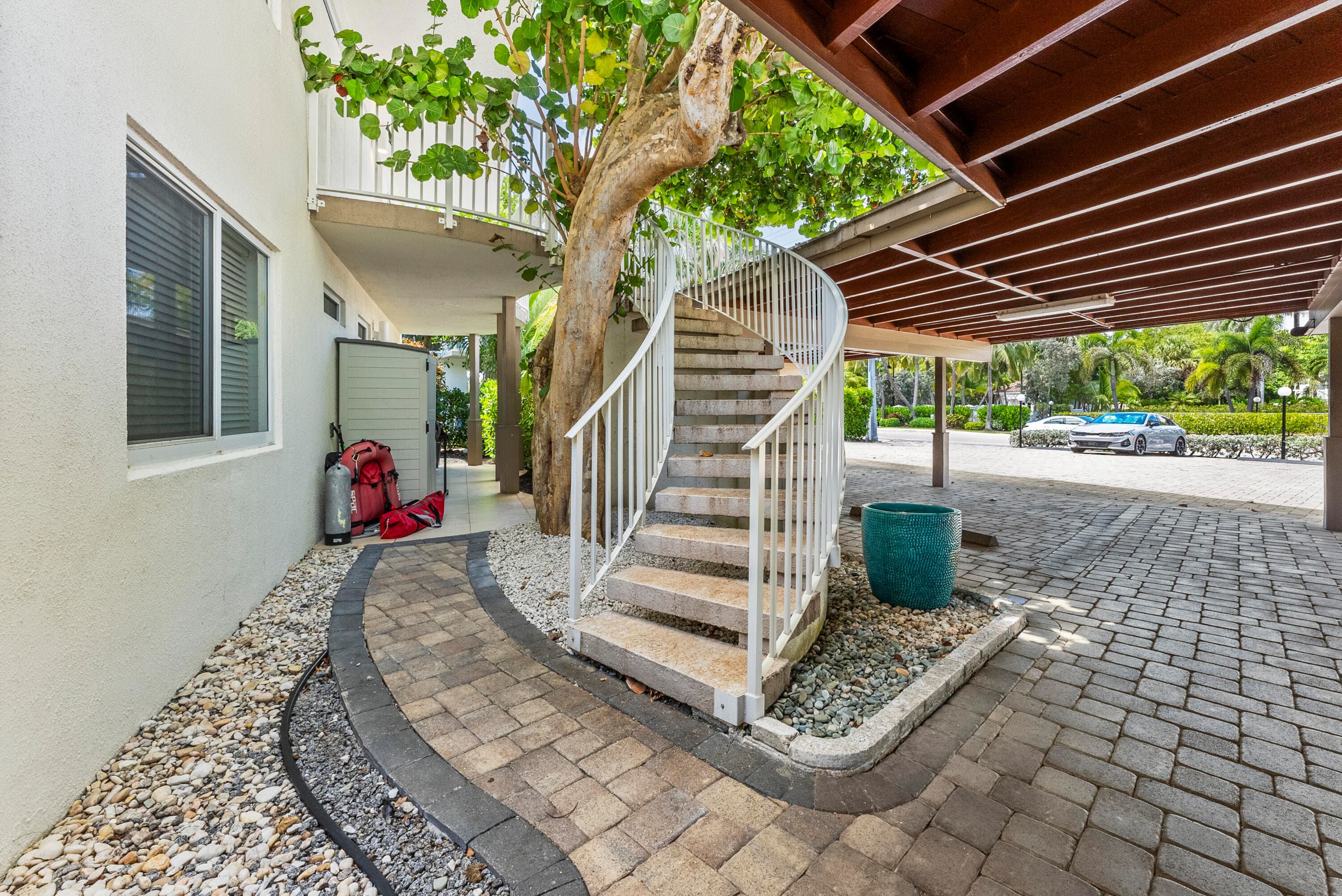 1203 Hillsboro Mile 5b, Hillsboro Beach, FL 33062 — photo 21 of 47