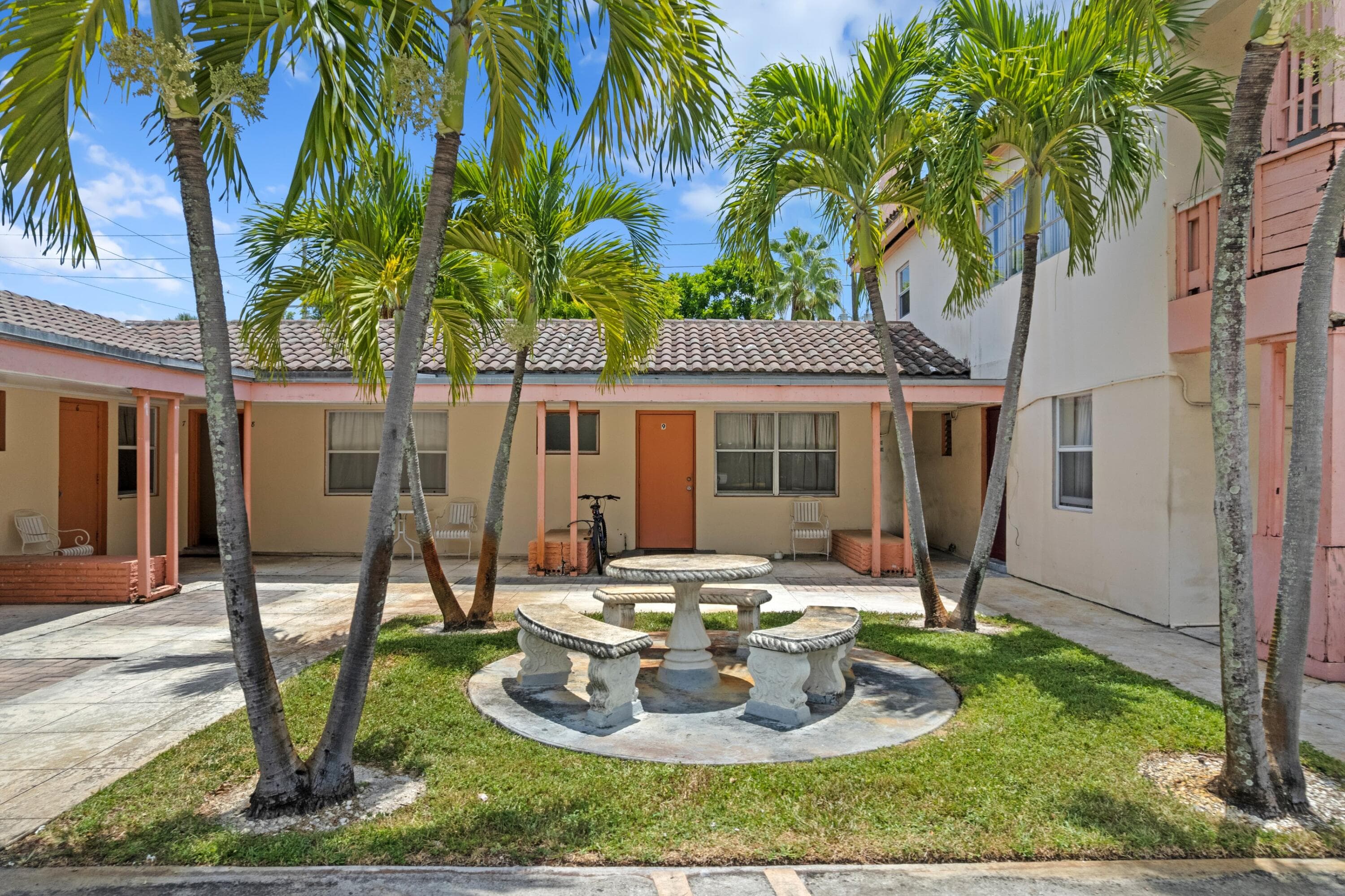 7800 S Dixie Highway, West Palm Beach, FL 33405 — photo 4 of 10