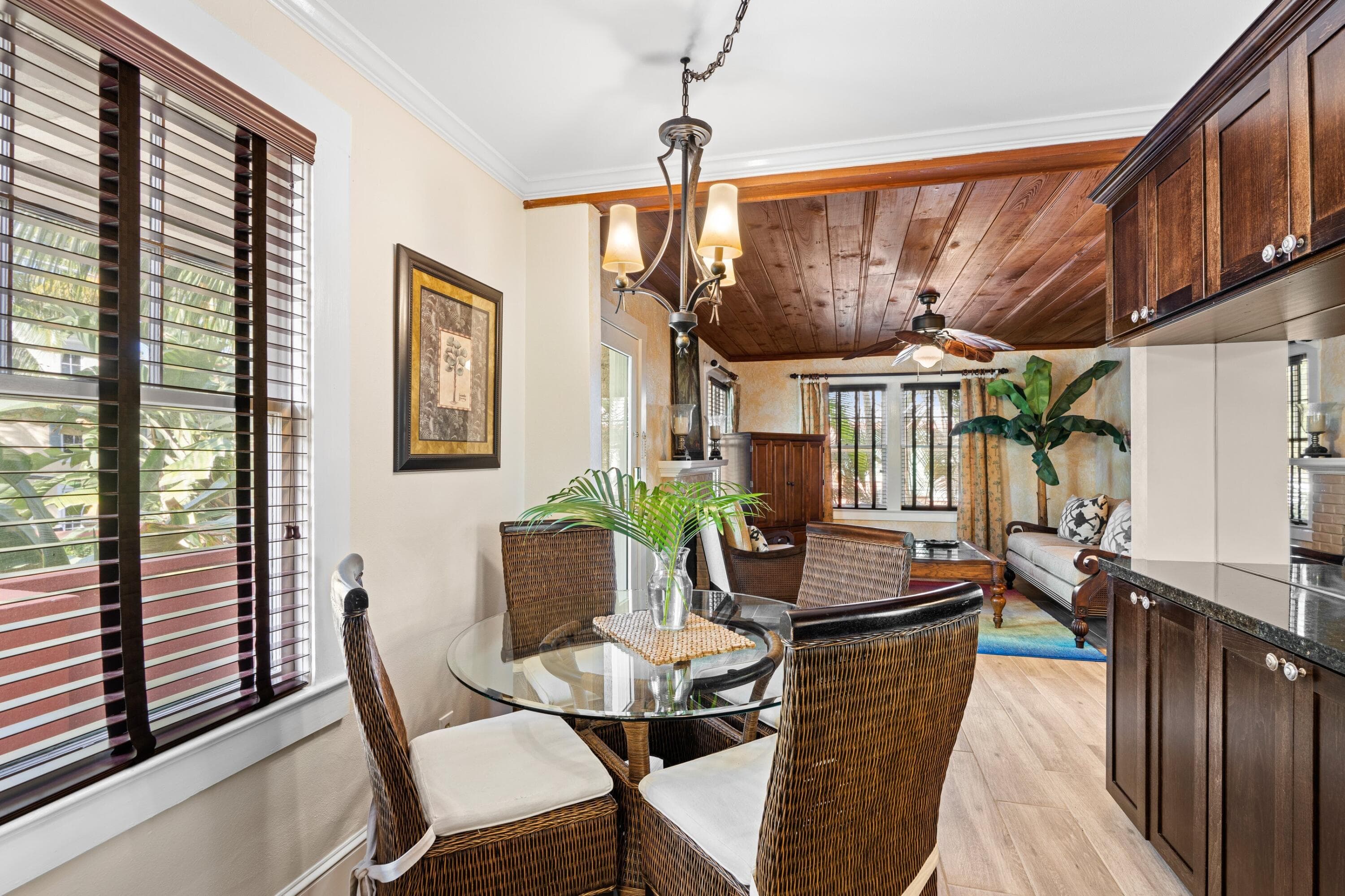 102 SE 7th Avenue Villa 4, Delray Beach, FL 33483 — photo 11 of 23