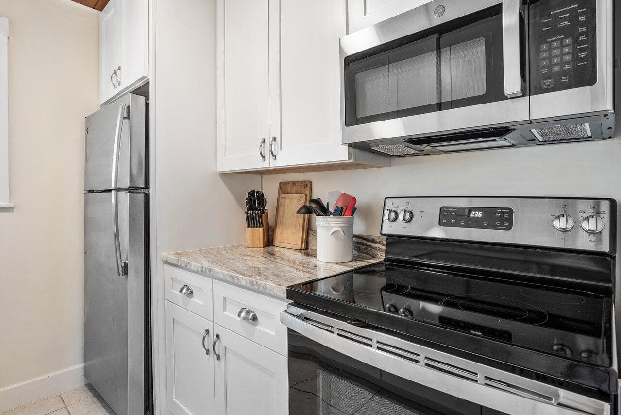 102 SE 7th Avenue Villa 1, Delray Beach, FL 33483 — photo 14 of 27