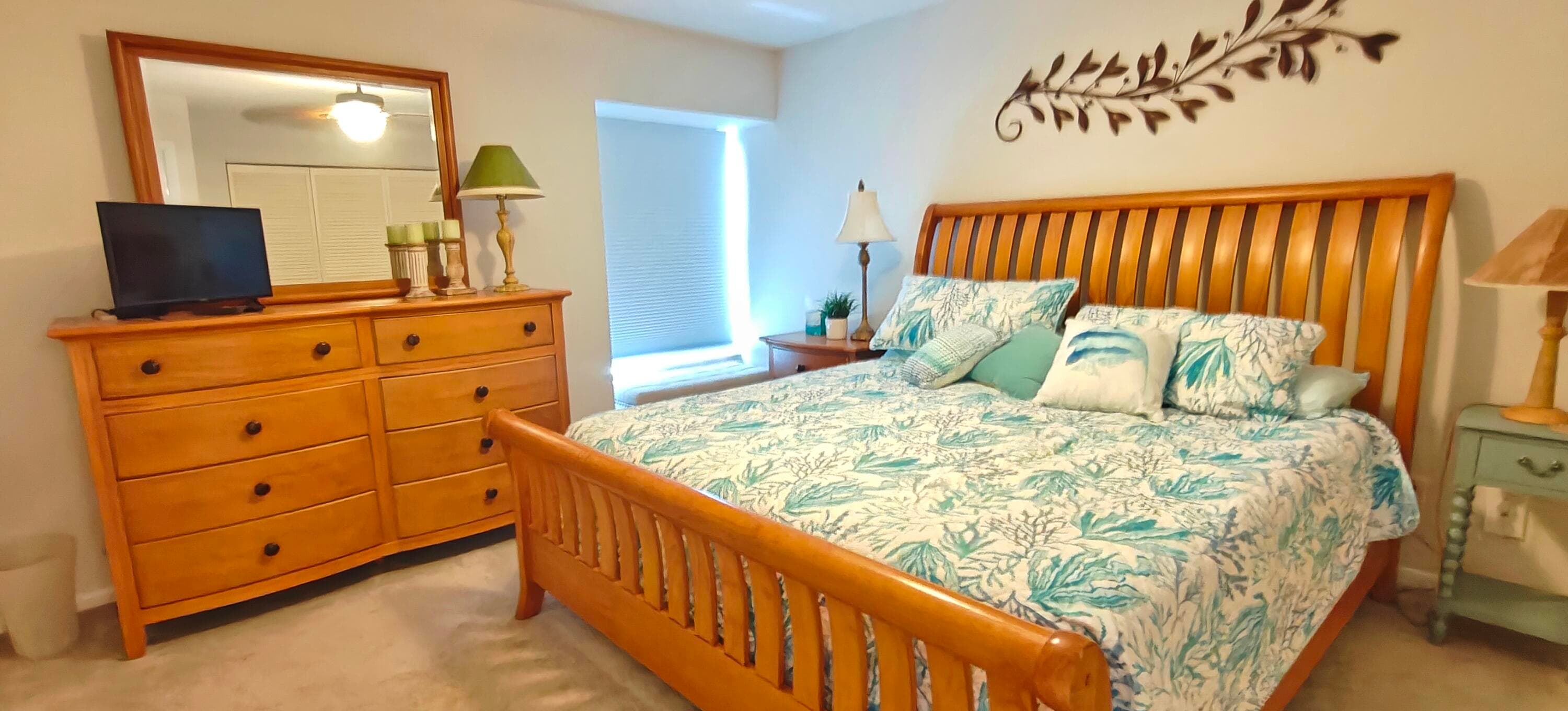 233 NE Edgewater Drive 203, Stuart, FL 34996 — photo 15 of 30