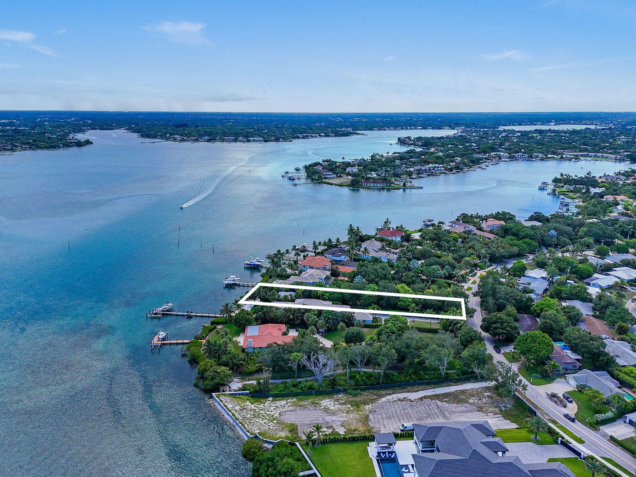 114 W Riverside Drive, Jupiter, FL 33469 — photo 27 of 35