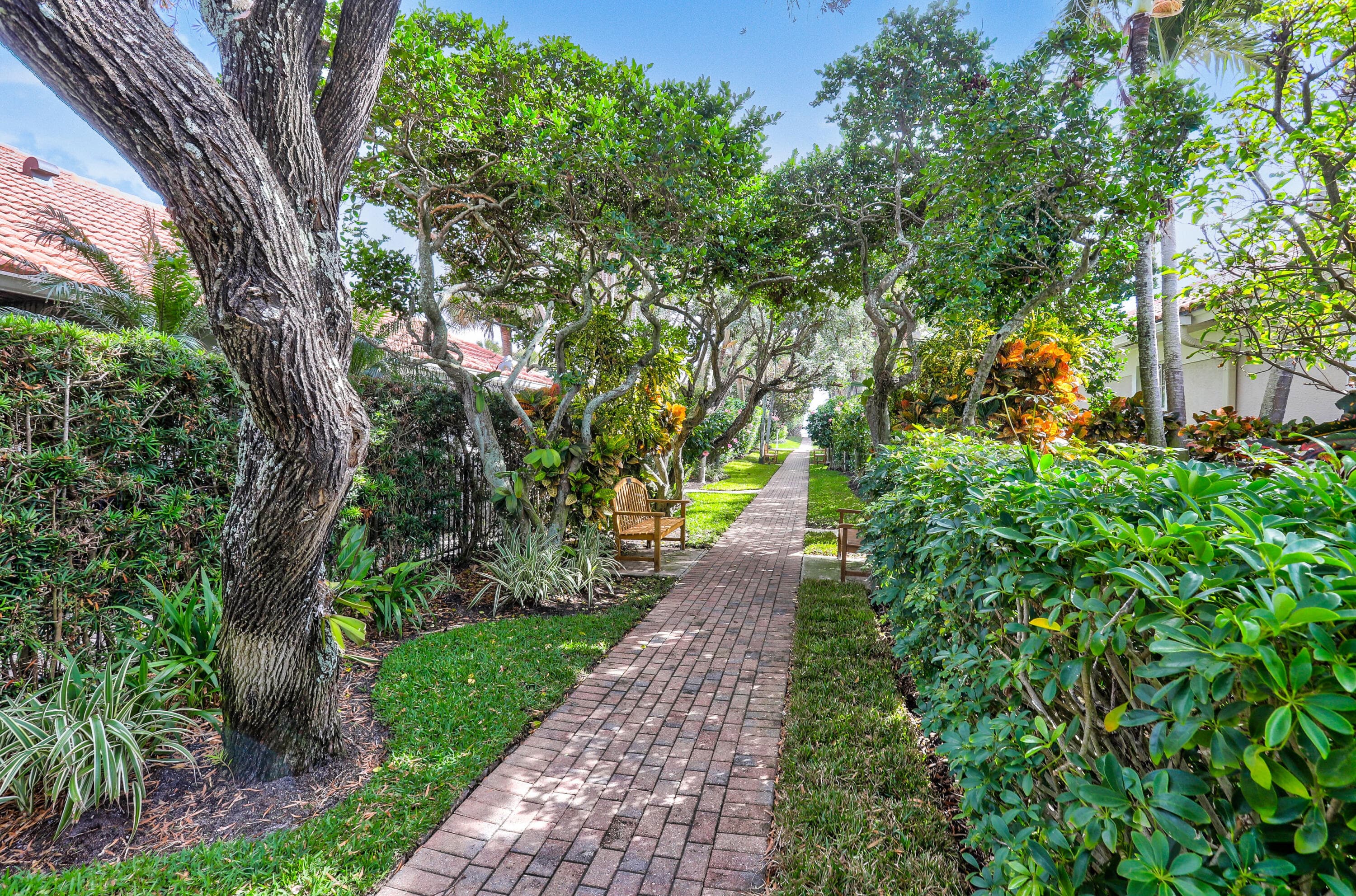 87 Lighthouse Drive, Jupiter Inlet Colony, FL 33469 — photo 23 of 33