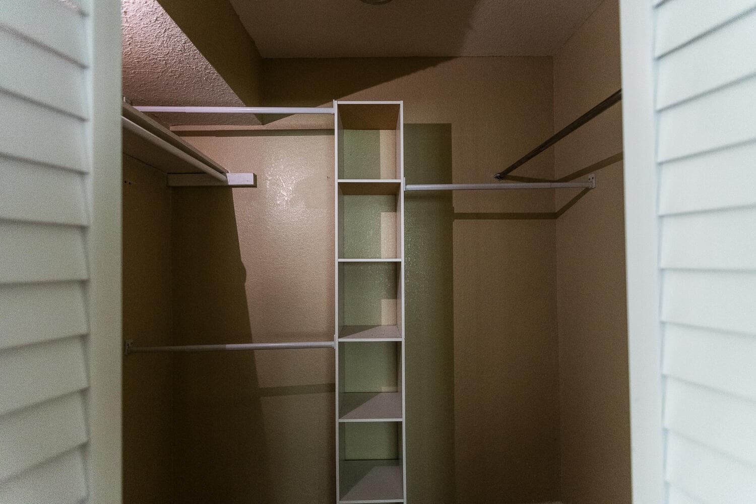 5161 W Oakland Park Boulevard 106, Lauderdale Lakes, FL 33313 — photo 11 of 19