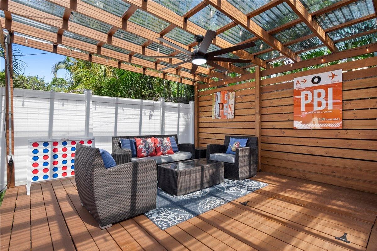 2741 Parker Avenue, West Palm Beach, FL 33405 — photo 15 of 45