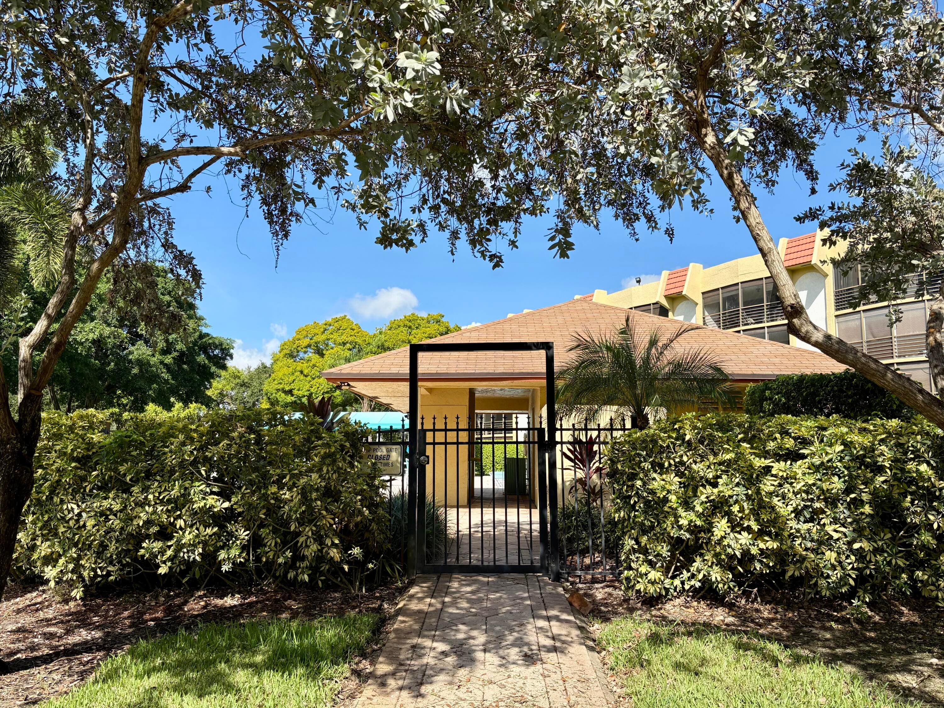 23265 Carolwood Lane 201, Boca Raton, FL 33428 — photo 26 of 36