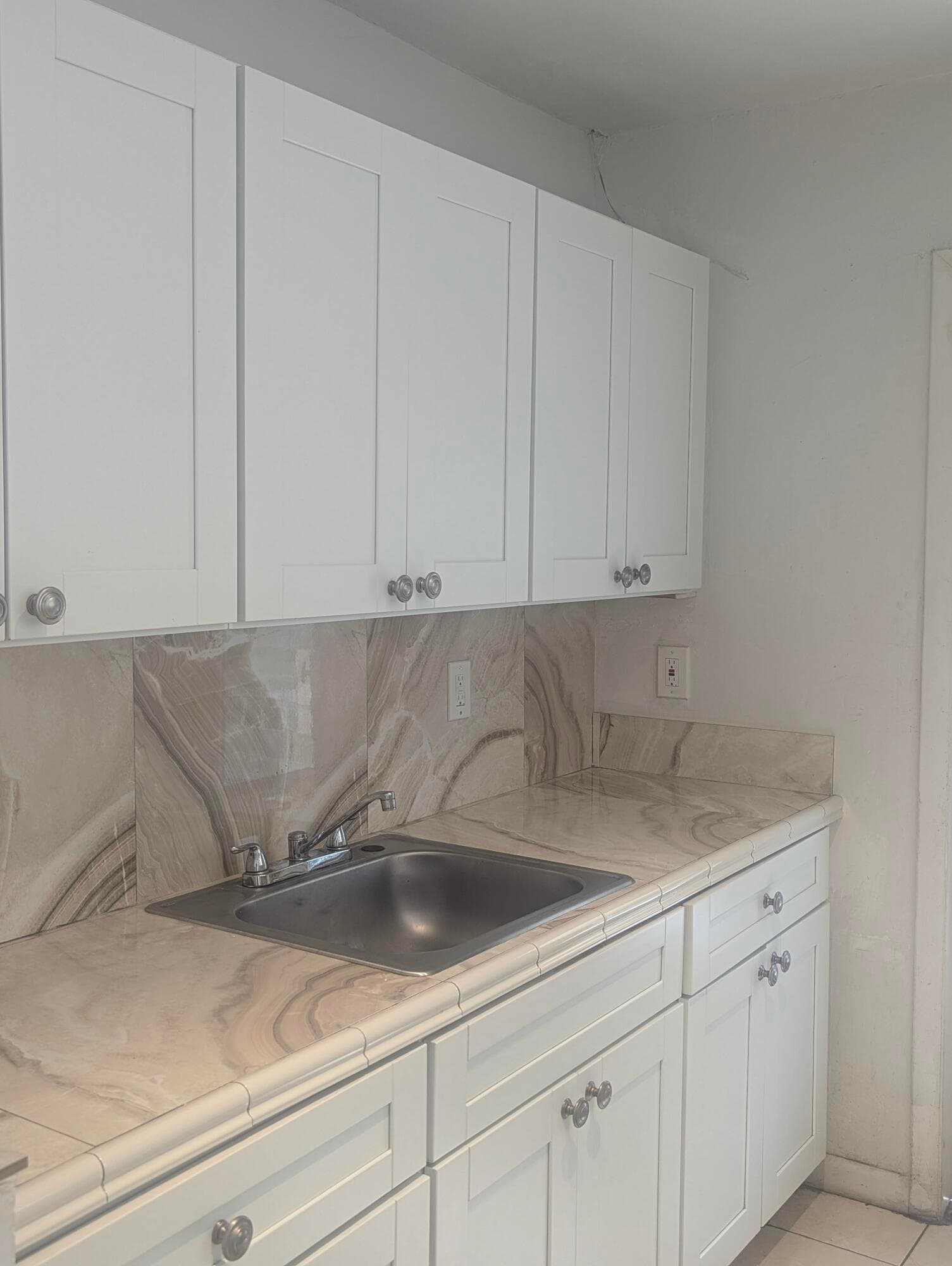 20400 NW 7th Avenue 202, Miami Gardens, FL 33169 — photo 4 of 7