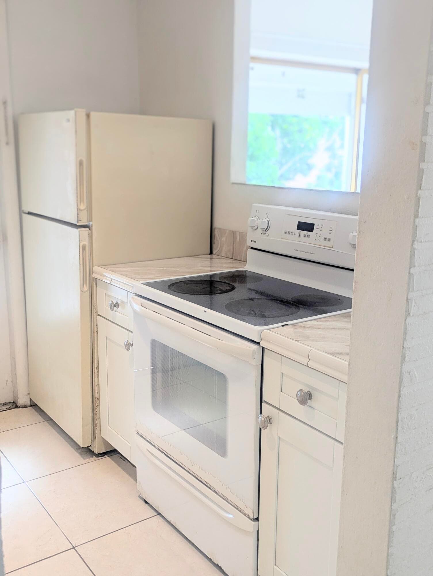 20400 NW 7th Avenue 202, Miami Gardens, FL 33169 — photo 3 of 7
