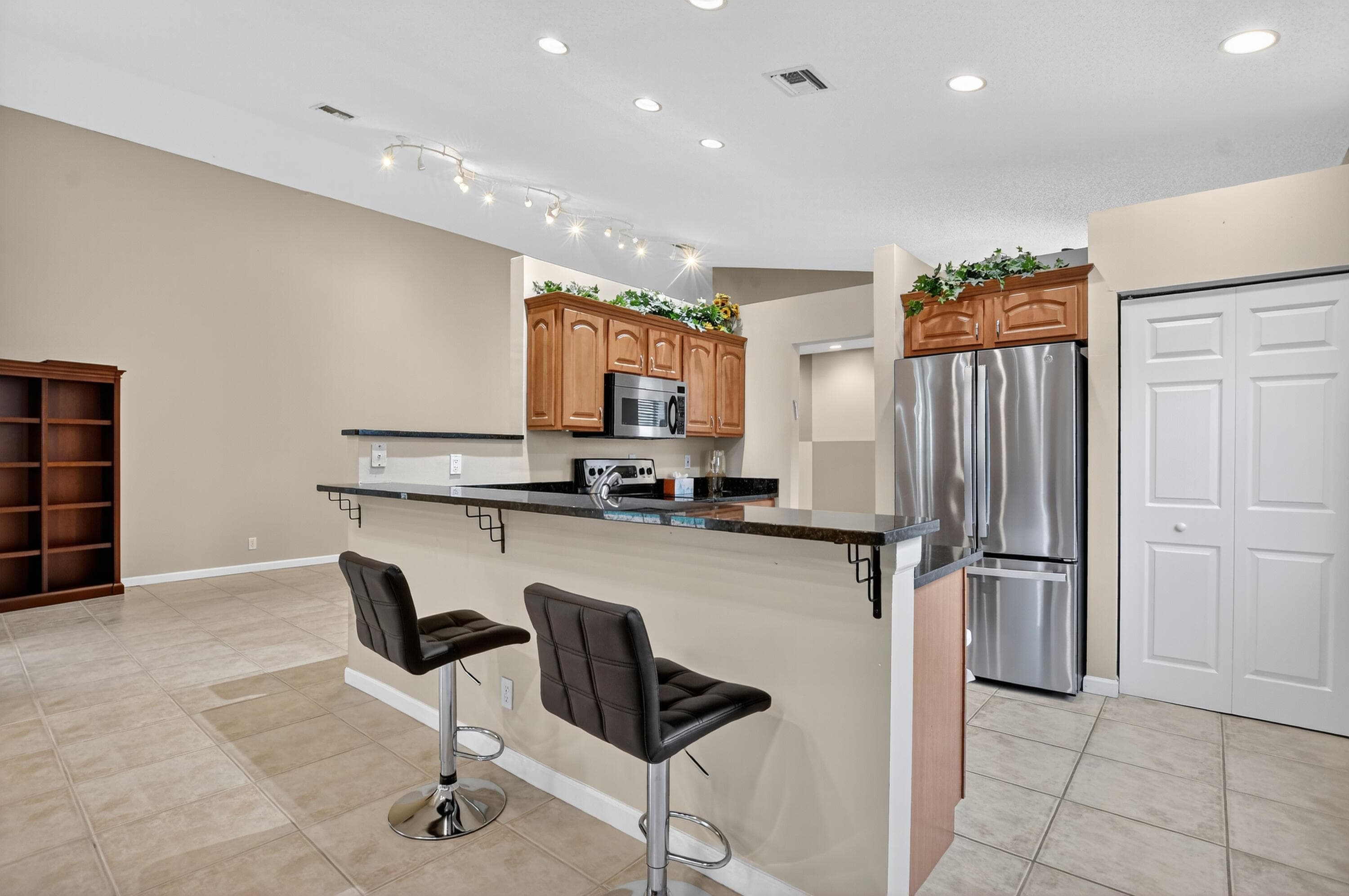 3511 NW 4th Avenue, Boca Raton, FL 33431 — photo 12 of 27