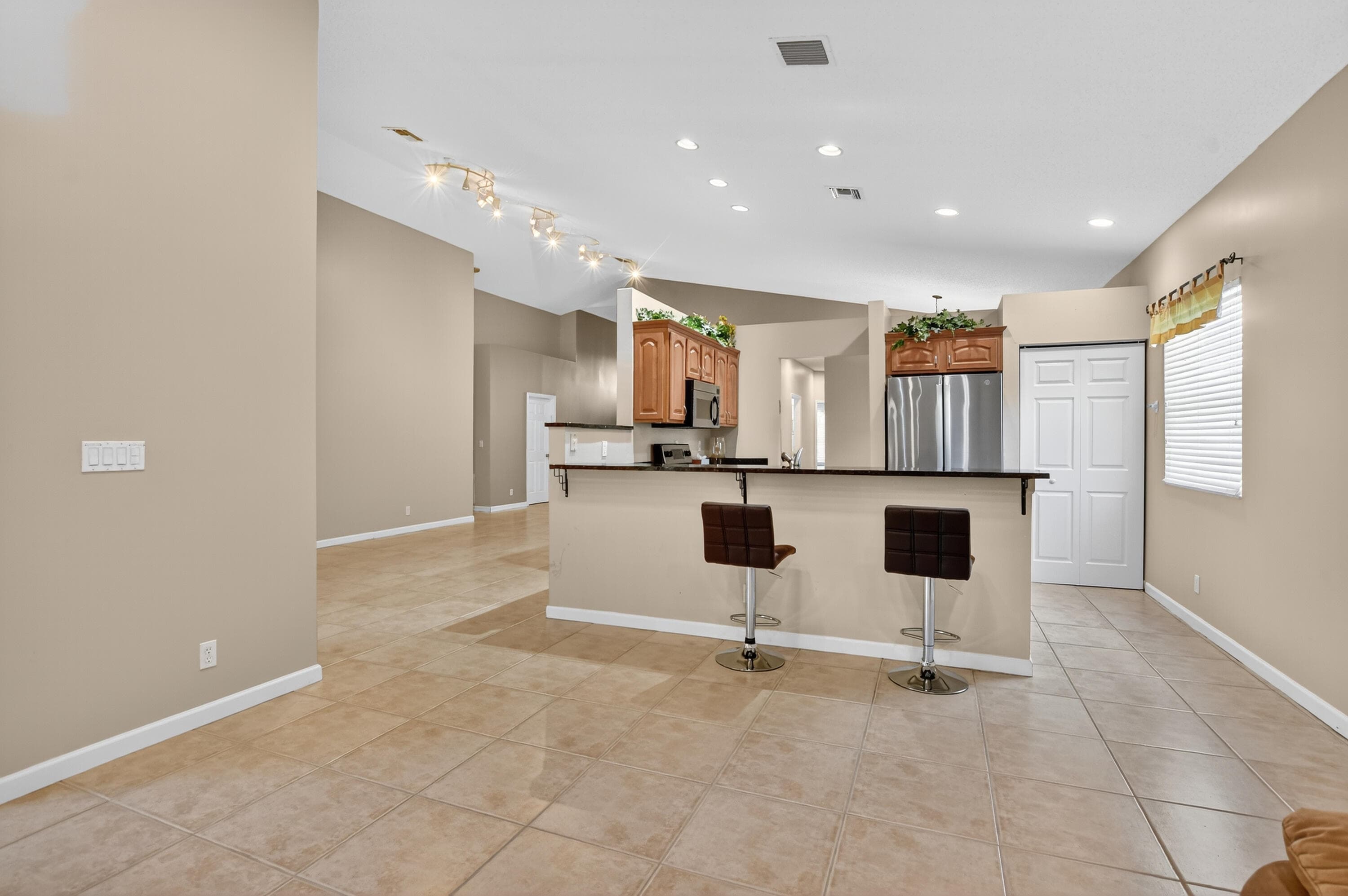 3511 NW 4th Avenue, Boca Raton, FL 33431 — photo 15 of 27