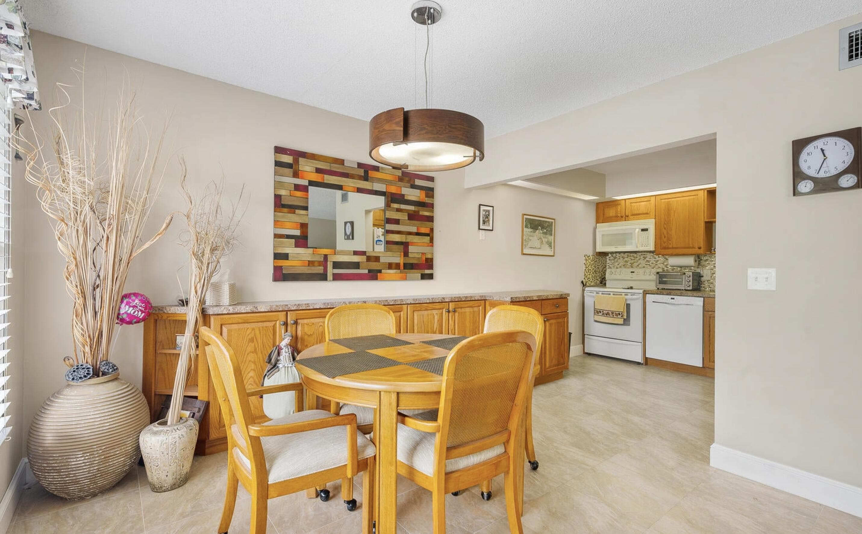 106 Wellington M 1, West Palm Beach, FL 33417 — photo 7 of 19