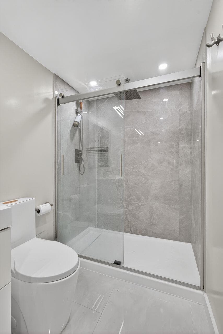 1731 Presidential Way C-203, West Palm Beach, FL 33401 — photo 44 of 58