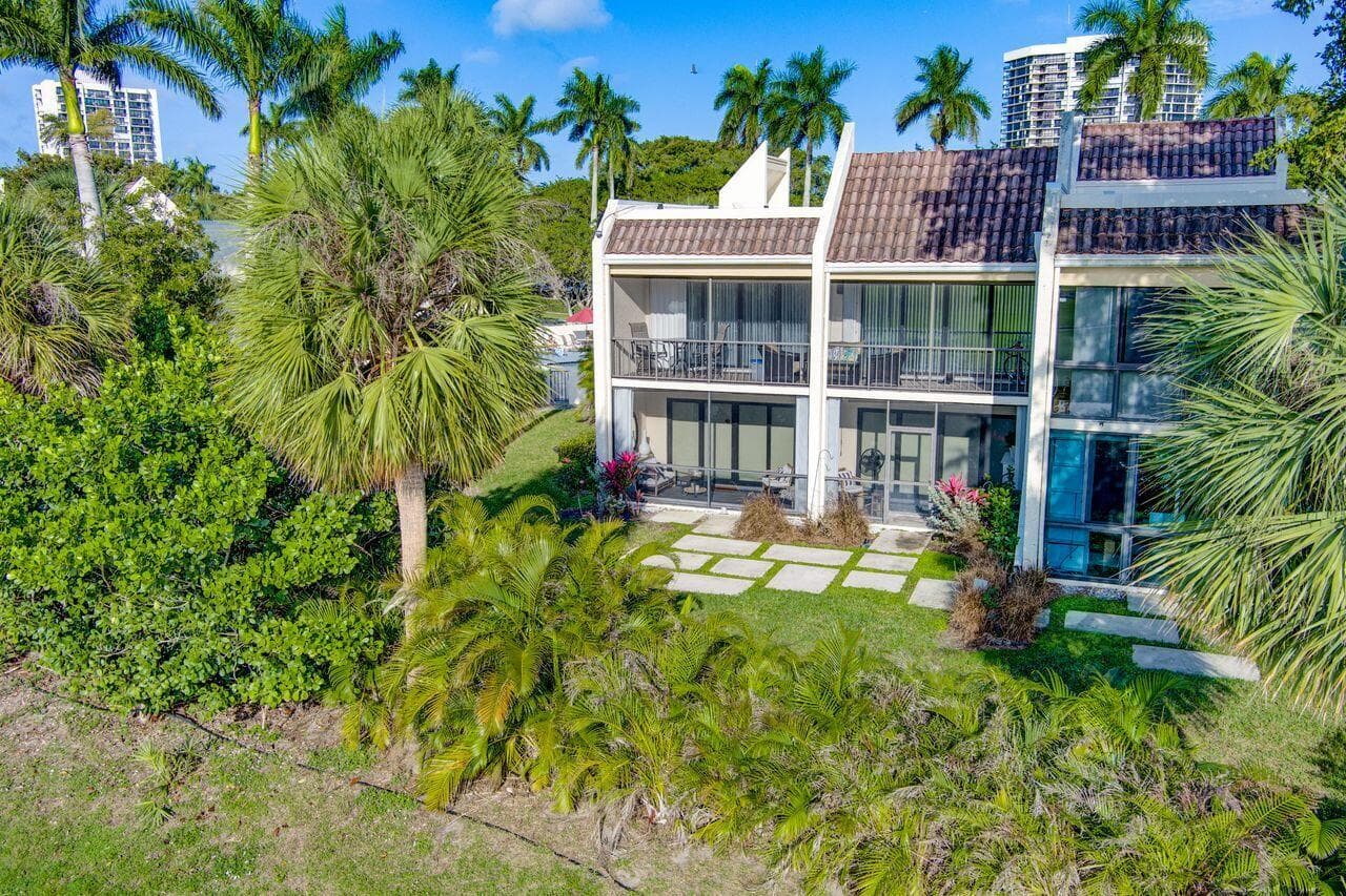 1731 Presidential Way C-203, West Palm Beach, FL 33401 — photo 58 of 58
