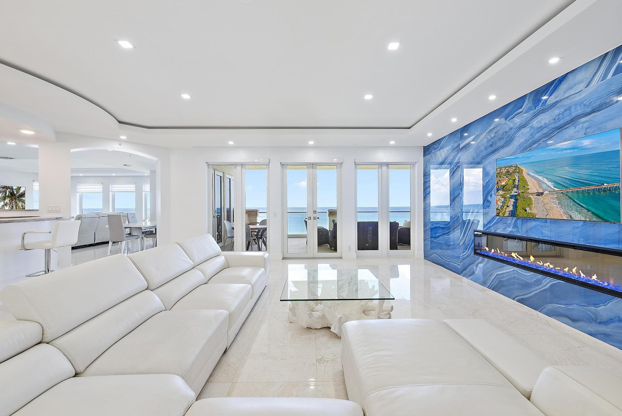 Condominium in Boca Raton — photo 9 of 46