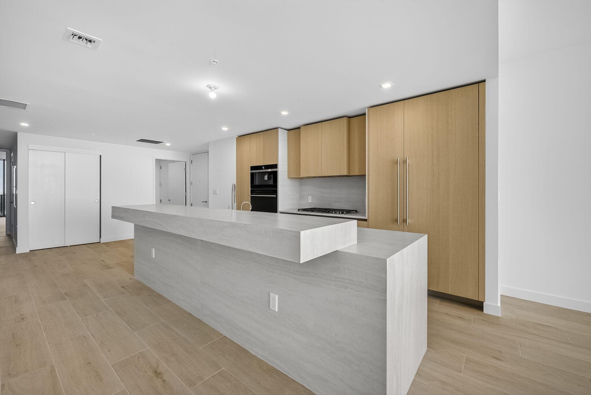 900 N Ocean Blvd 904, Pompano Beach, FL 33062 — photo 31 of 92