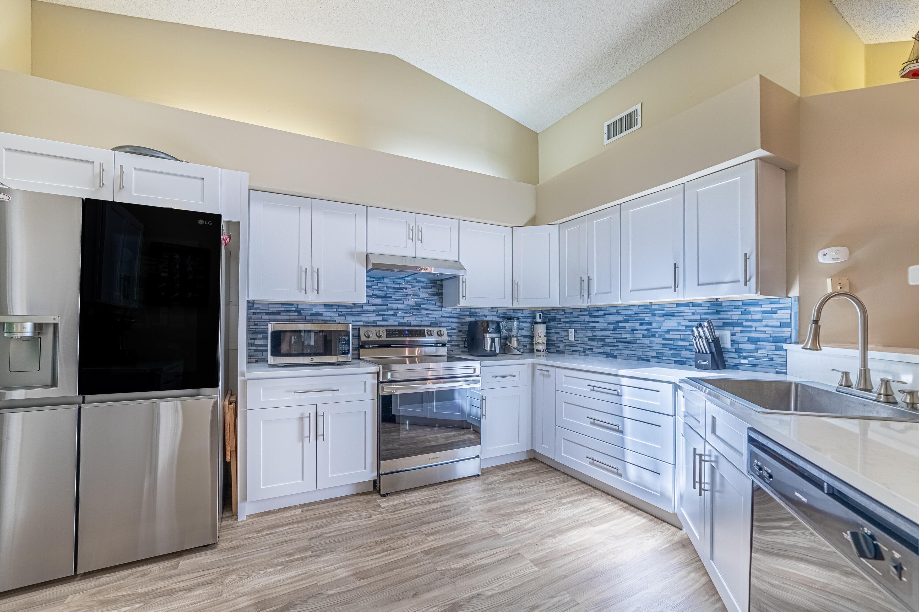 4293 SE Brittney Circle, Port St. Lucie, FL 34952 — photo 7 of 36