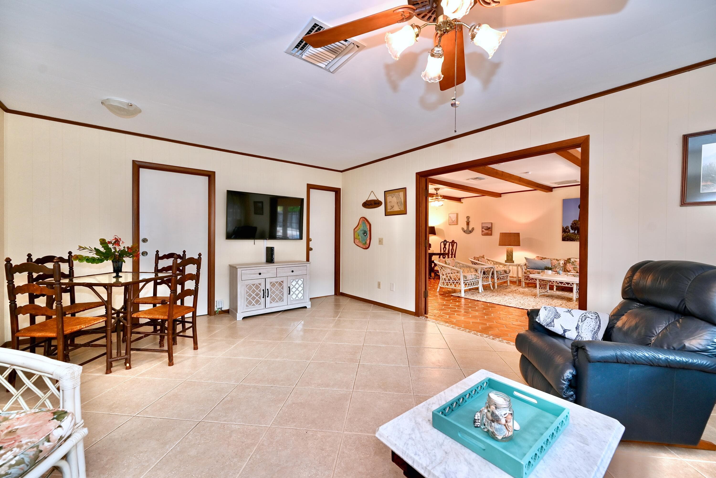 129 Alhambra Place, West Palm Beach, FL 33405 — photo 26 of 41