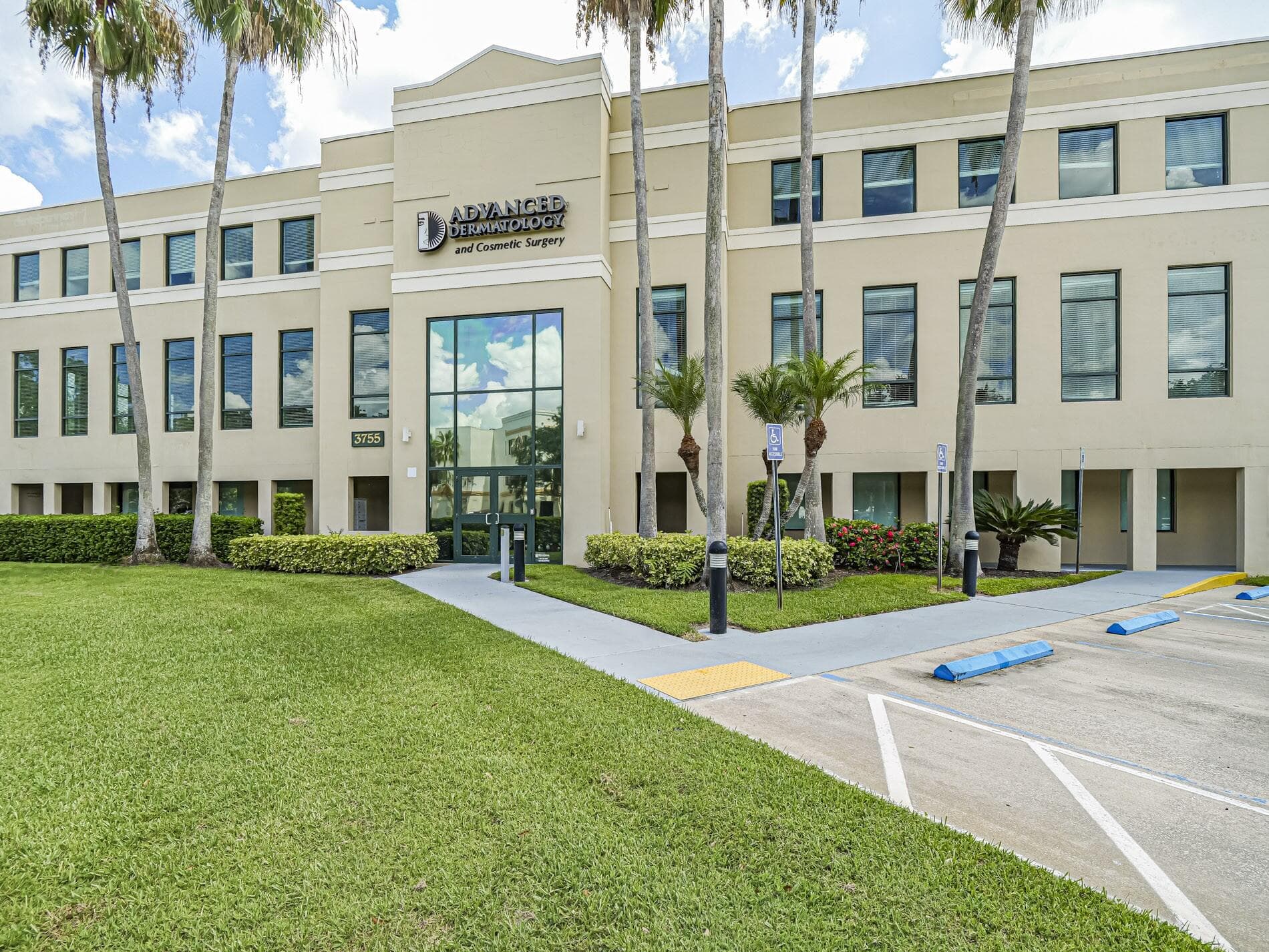3755 37th Terrace Suite H, Vero Beach, FL 32960 — photo 6 of 13