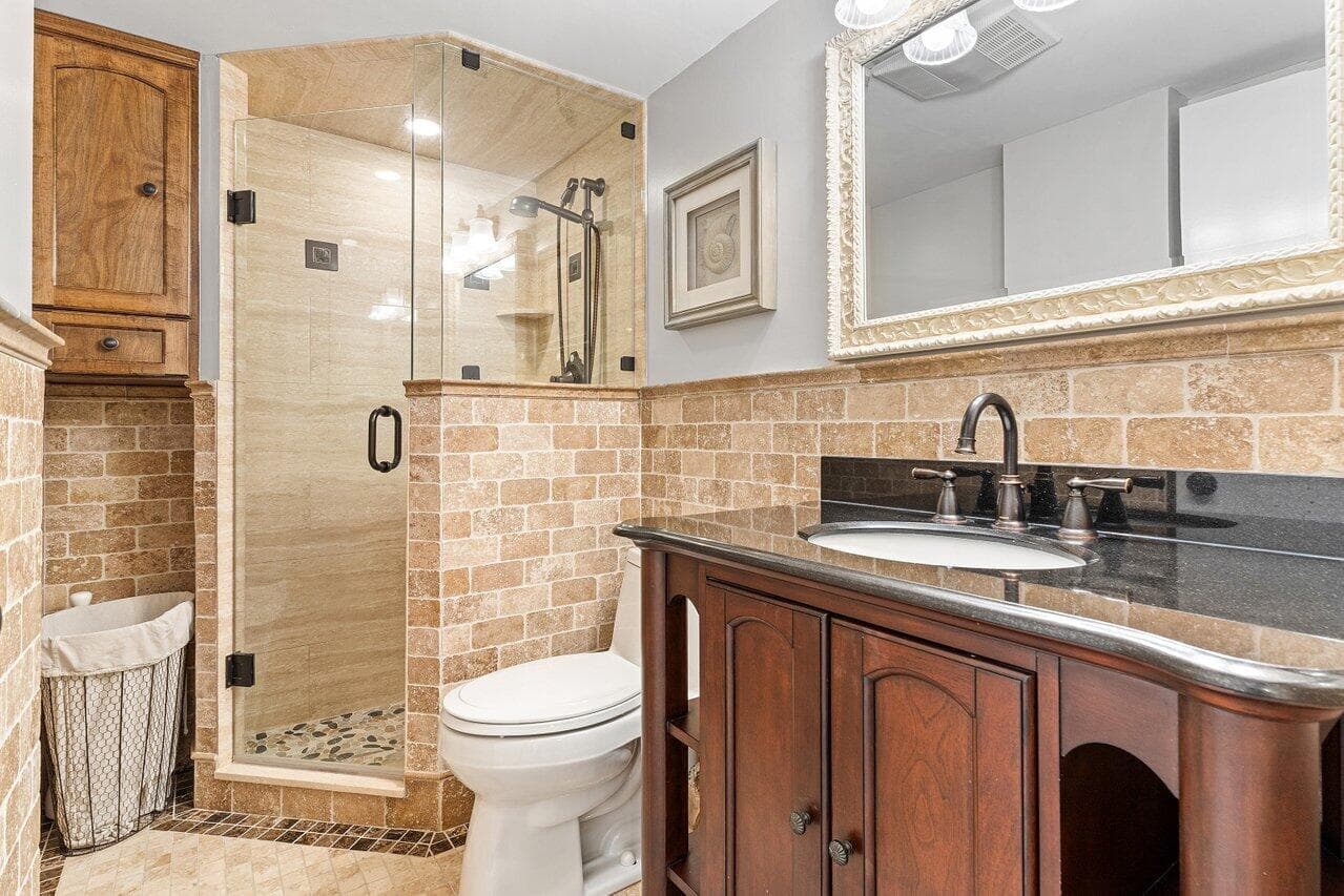 17 Royal Palm Way 105, Boca Raton, FL 33432 — photo 15 of 47